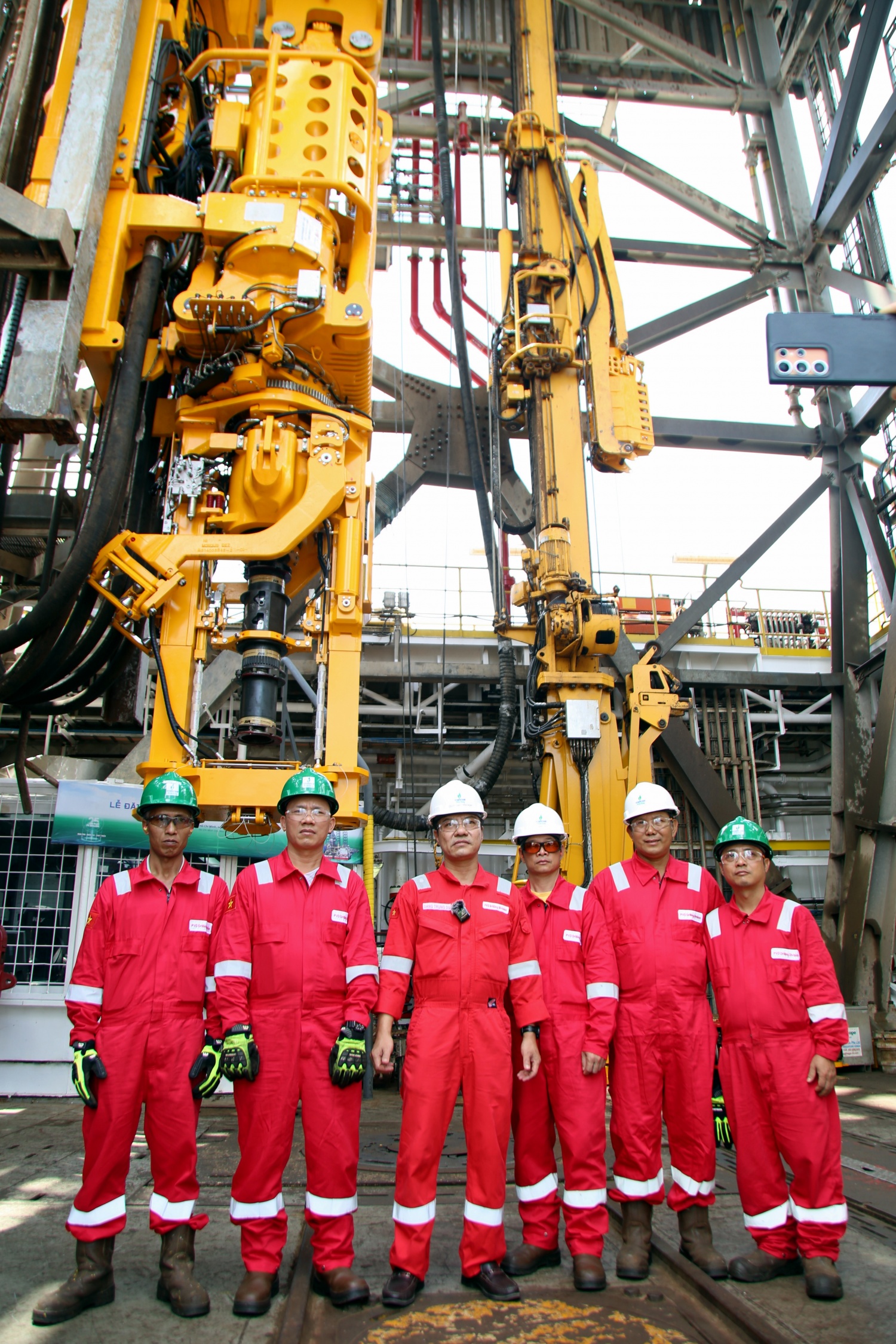 Người lao động PV Drilling trên giàn PV DRILLING IX.