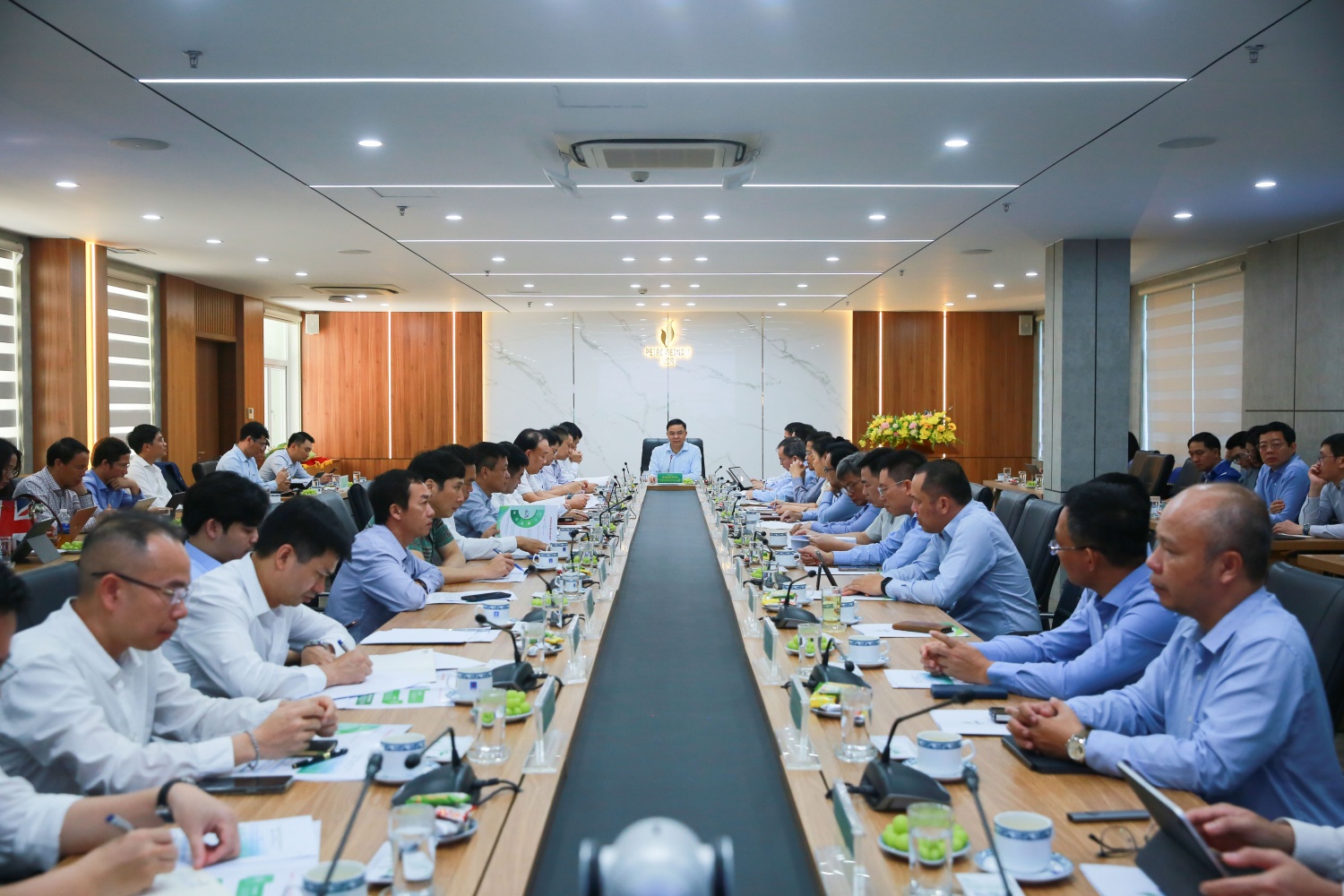 Đoàn công tác của Bộ Công Thương do Quyền Bộ trưởng Bộ Công Thương Lê Mạnh Hùng dẫn đoàn làm việc với BSR.
