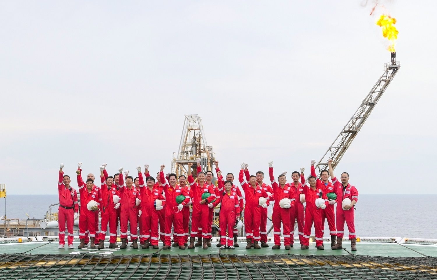 Việc sử dụng thống nhất tên gọi “Petrovietnam” không chỉ giúp hệ thống văn bản, giao dịch và truyền thông được đồng bộ, mà còn thể hiện tình thần “Một đội ngũ, một mục tiêu” trong toàn Tập đoàn.