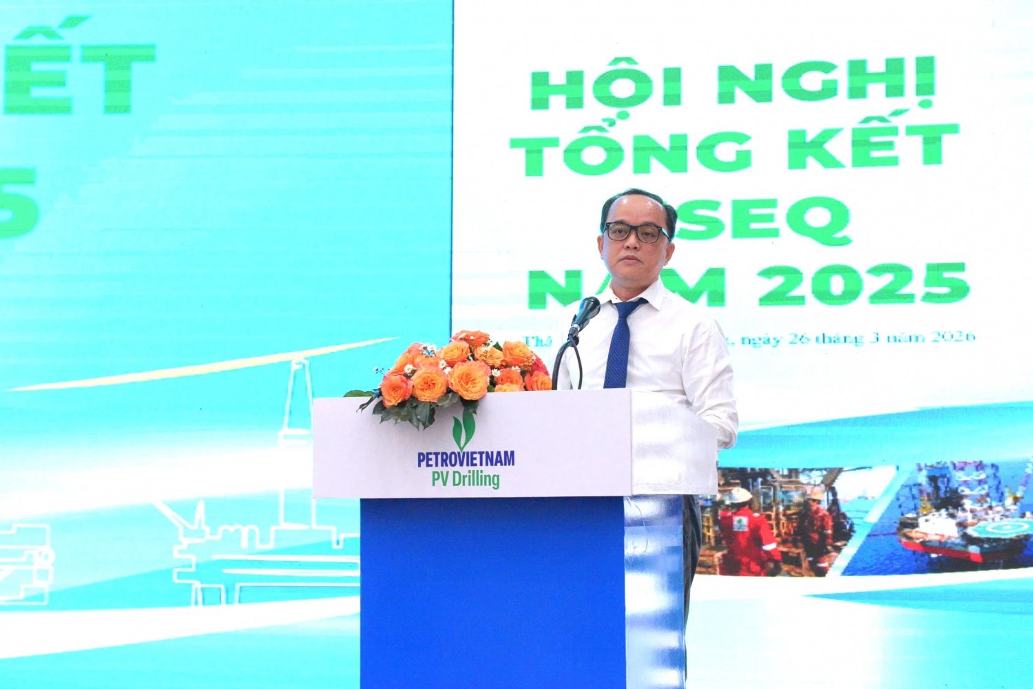 Ông Đinh Quang Nhựt - Phó Tổng Giám đốc PV Drilling phụ trách công tác HSEQ phát biểu khai mạc hội nghị.