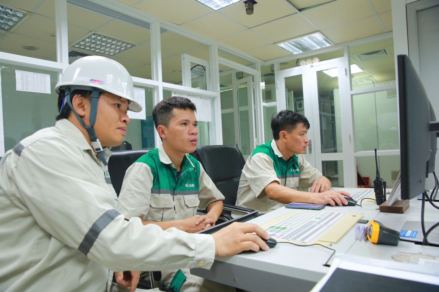 Kỹ sư vận hành Nhà máy NLSH Dung Quất.