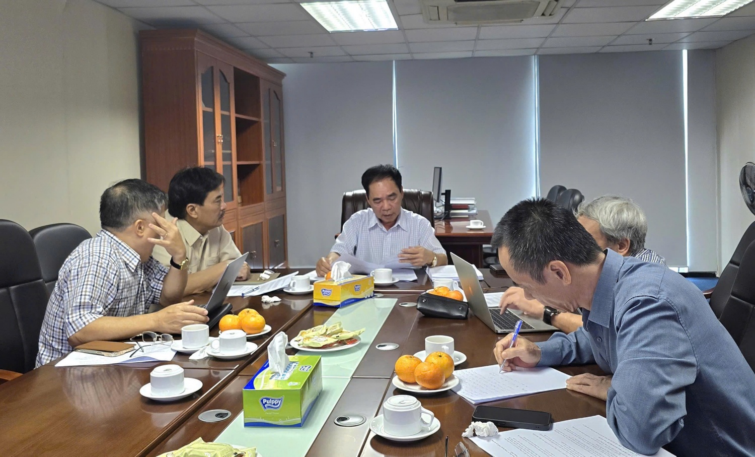 Ngày 8/4/2026 tại Hà Nội, các chuyên gia Hội DKVN góp ý về đề án thành lập trung tâm lọc hóa dầu và năng lượng quốc gia tại Khu kinh tế Dung Quất.