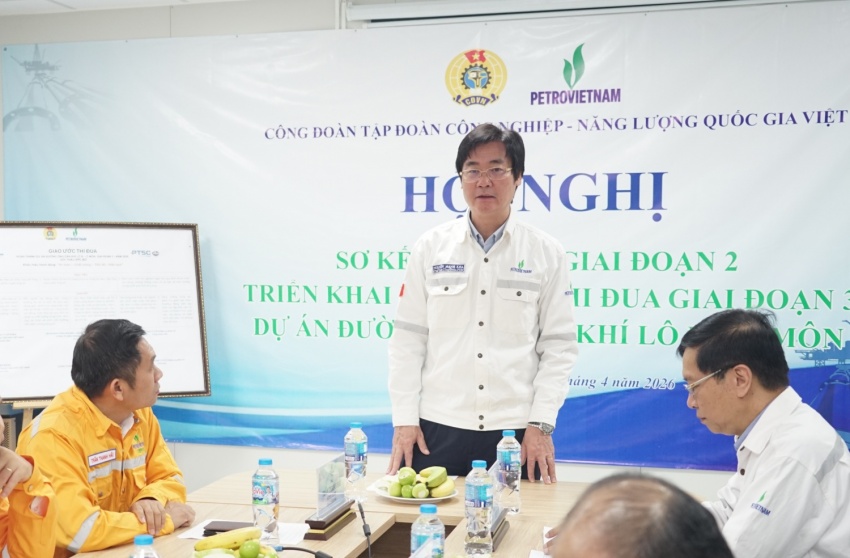 Ông Nguyễn Mạnh Kha - Chủ tịch Công đoàn Petrovietnam đánh giá cao những kết quả đạt được trong thi đua giai đoạn 2 của dự án.