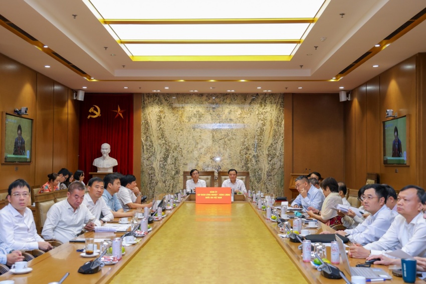 Điểm cầu 01 tại trụ sở Petrovietnam (Hà Nội)