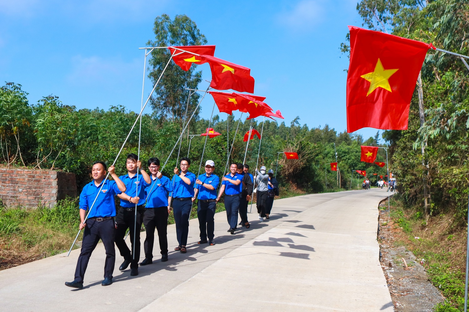 Anh Nguyễn Huy Thạch được vinh danh, khen thưởng là đoàn viên tiêu biểu trong phong trào “Thanh niên tiên tiến làm theo lời Bác năm 2026” của Đoàn Thanh niên Petrovietnam.