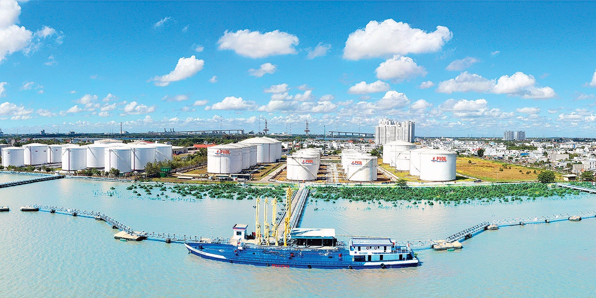 Các doanh nghiệp đầu mối chủ động trong việc tạo nguồn hàng, dự trữ, phân phối