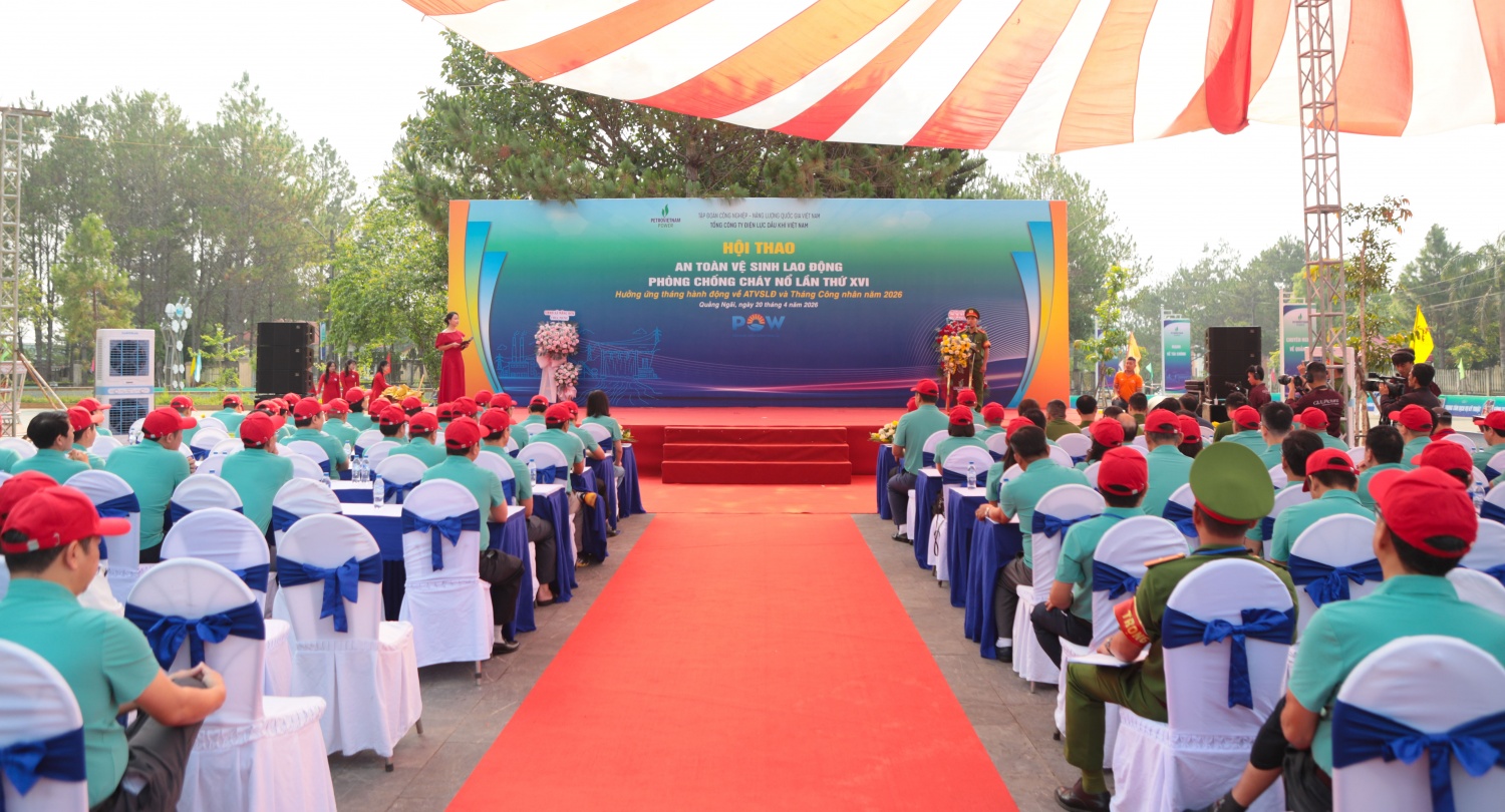 Toàn cảnh chương trình khai mạc hội thao ATVSLĐ, PCCN lần thứ XVI.
