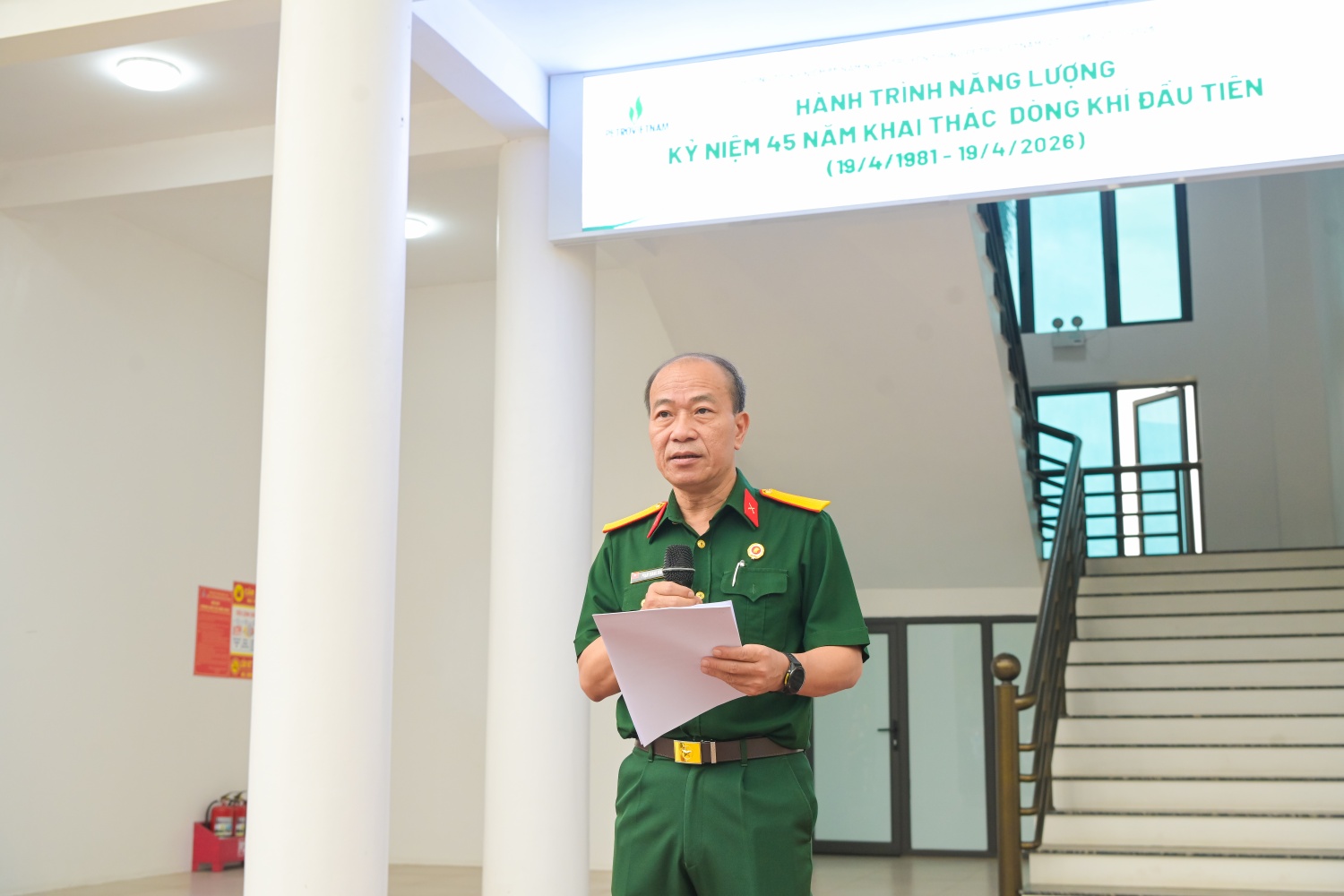 Ông Phạm Quang Dũng - Ủy viên BTV, Chánh Văn phòng Đảng ủy, Chủ tịch Hội Cựu chiến binh Petrovietnam chia sẻ về ý nghĩa của Khu lưu niệm Dầu khí Đồng bằng sông Hồng.