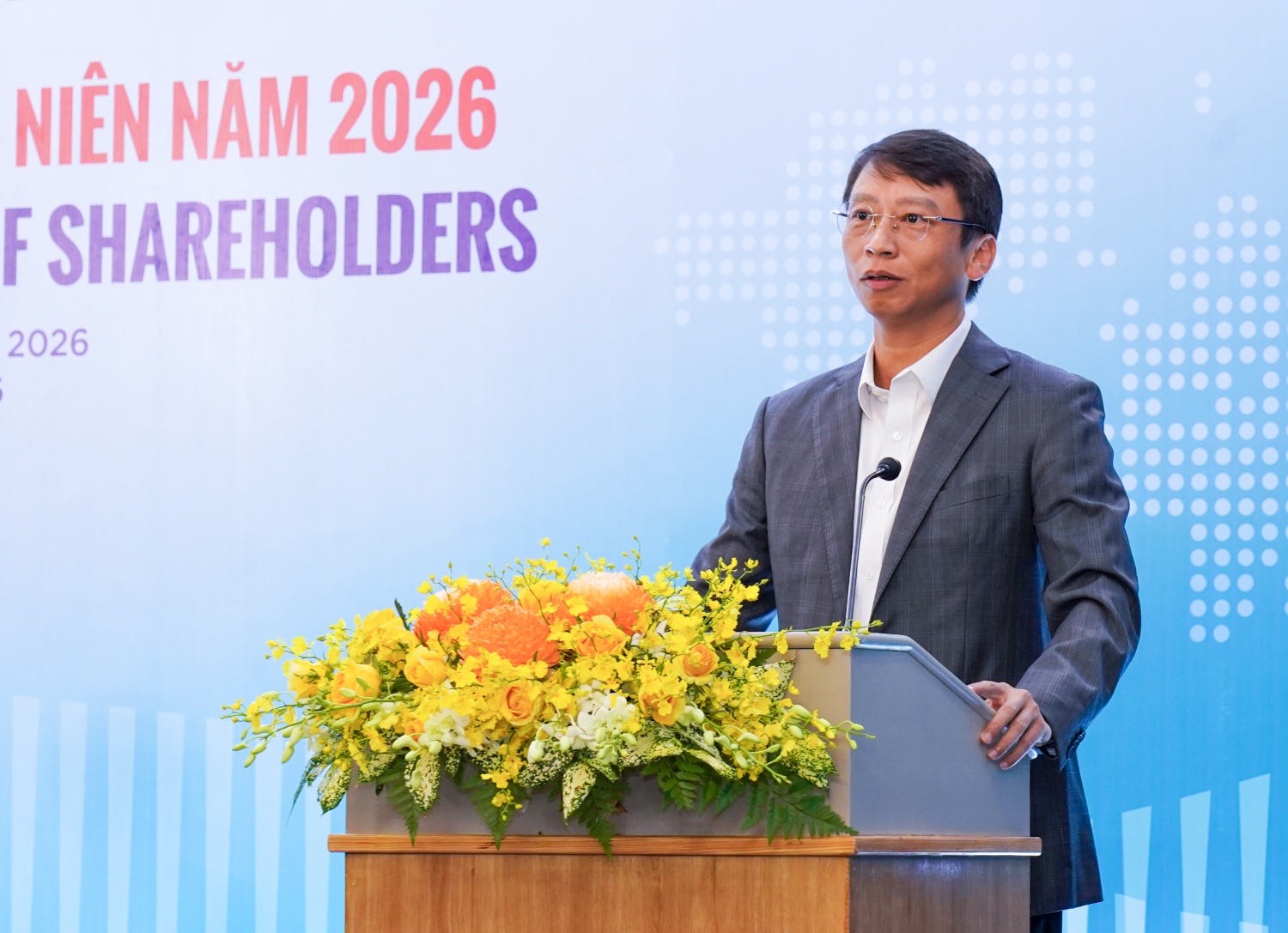 Đại diện cổ đông lớn, ông Trần Hồng Nam - Thành viên HĐTV Petrovietnam đánh giá cao kết quả năm 2025 của PV Drilling, với mức tăng trưởng mạnh về doanh thu và lợi nhuận, cùng hiệu suất vận hành giàn khoan duy trì trên 99%.