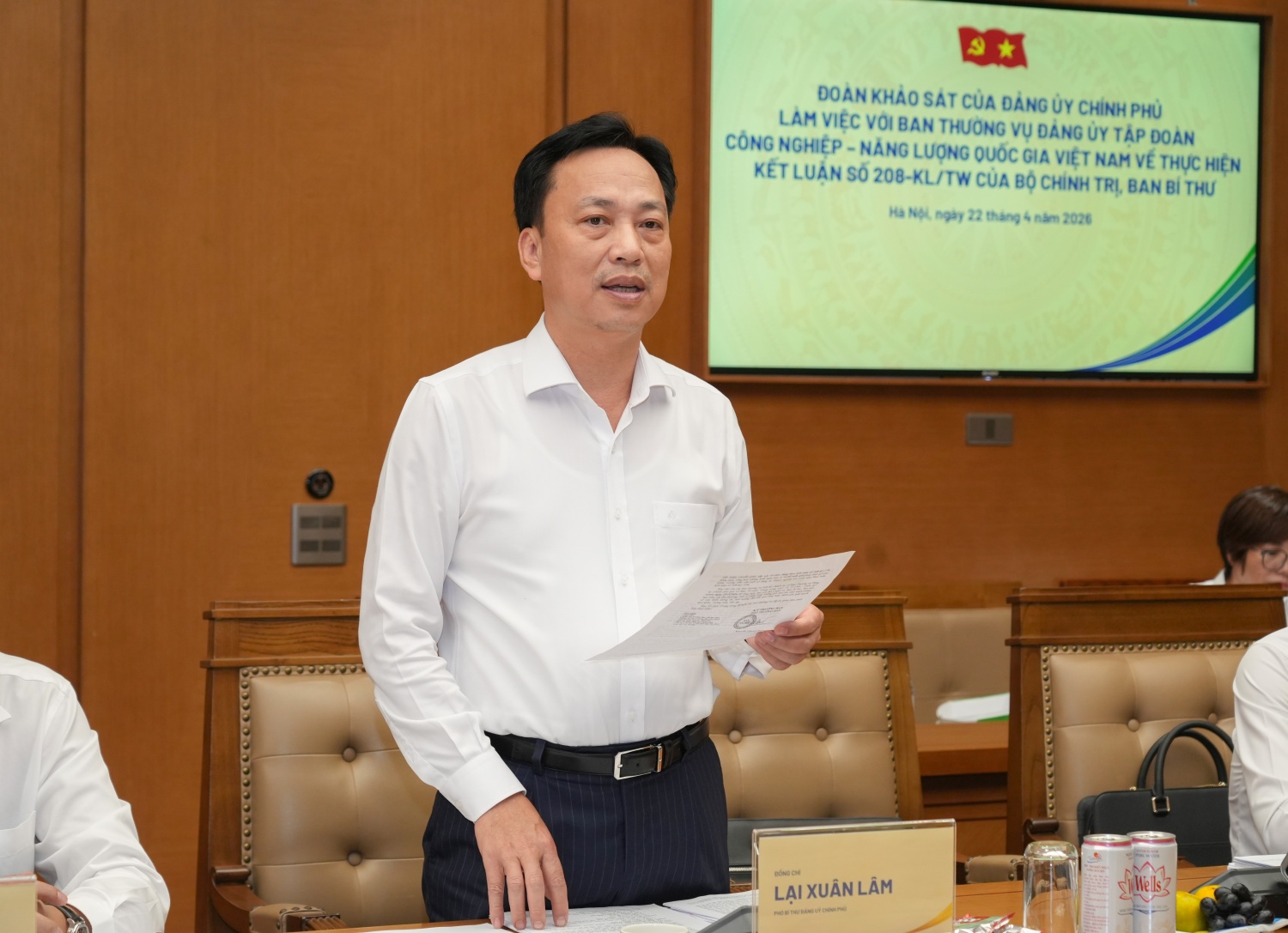 Đồng chí Lại Xuân Lâm, Phó Bí thư Đảng ủy Chính phủ: Việc khảo sát nhằm nhận diện đầy đủ những vướng mắc phát sinh trong quá trình sắp xếp tổ chức đảng để tổng hợp, đề xuất giải pháp tháo gỡ.