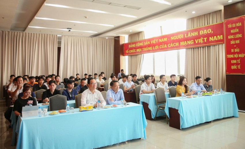 Quang cảnh chung tại khóa học “Kỹ năng Viết tin bài và Truyền thông Văn hóa doanh nghiệp”.