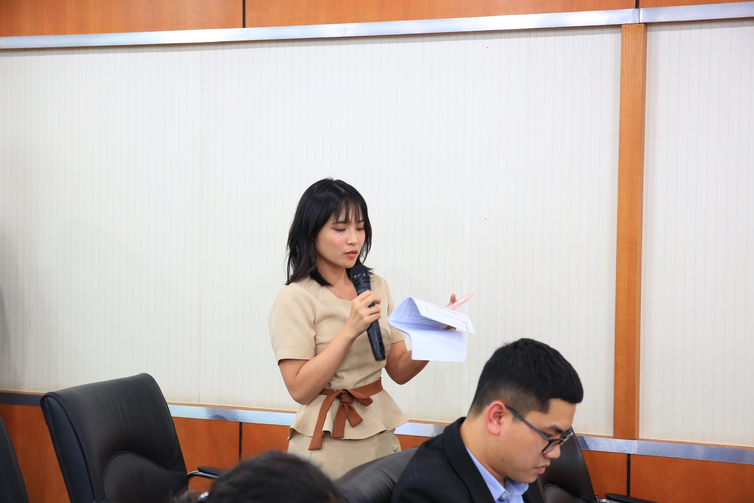 Cổ đông PVChem đặt câu hỏi tại Đại hội