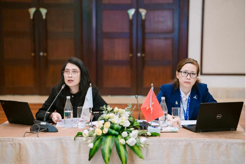 Đại diện Petrovietnam và Ban Thư ký ASCOPE đồng chủ trì Kỳ họp.