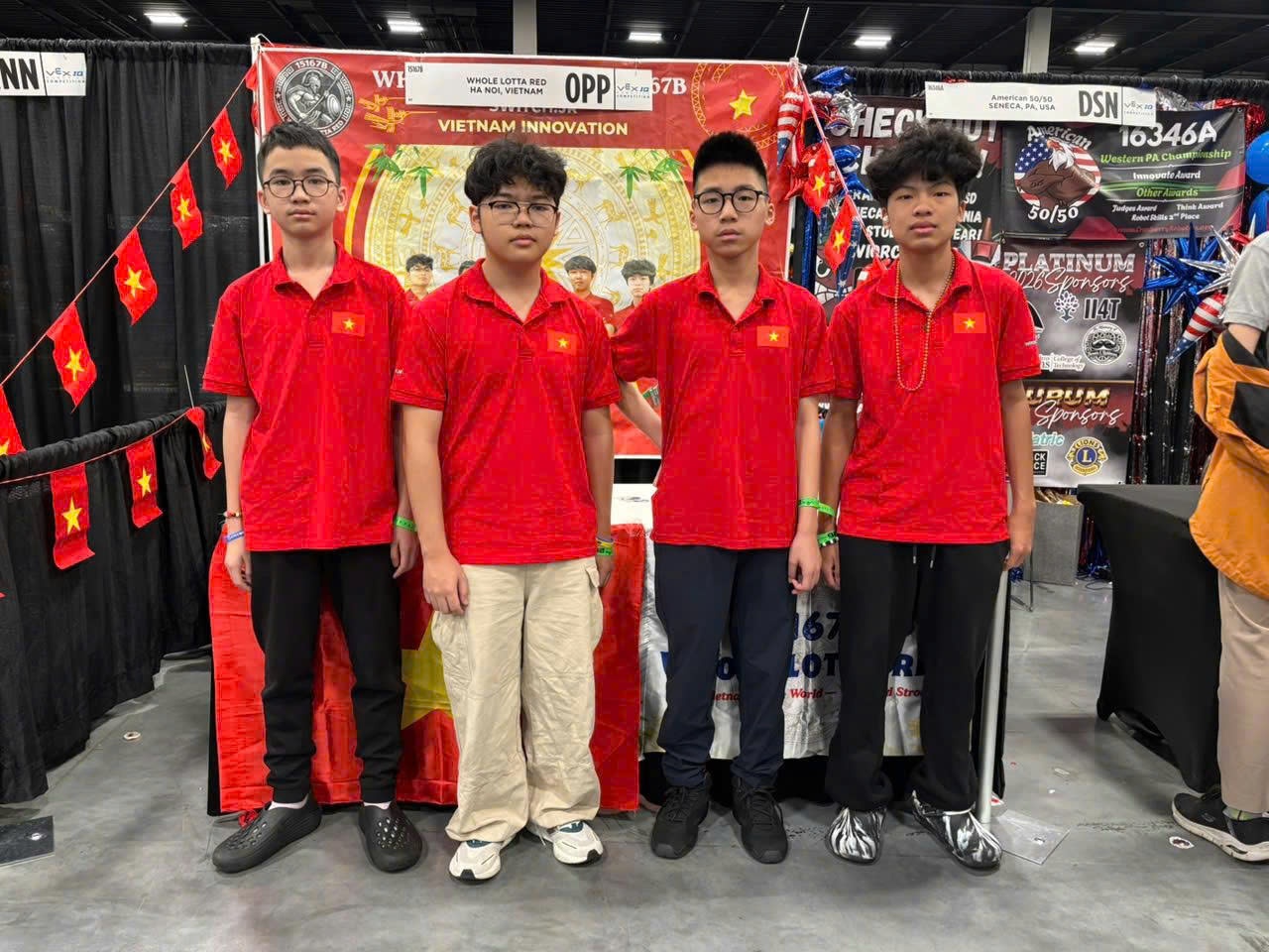 Đội Whole Lotta Red (Brighton College Vietnam) được vào Vòng chung kết của Bảng đấu.