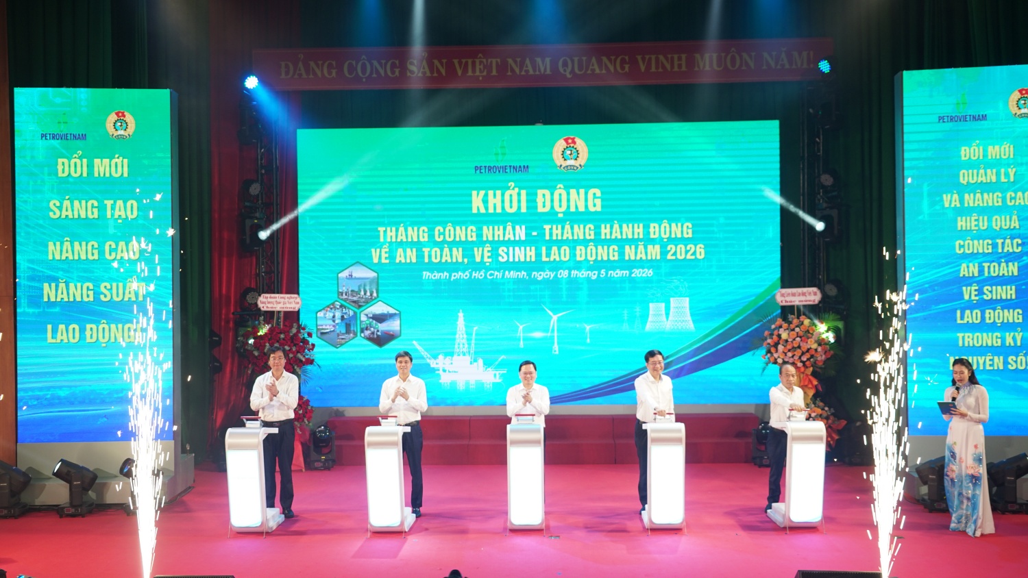 Nghi thức khởi động Tháng Công nhân, Tháng hành động về ATVSLĐ năm 2026; thi đua hoàn thành kế hoạch quản trị và thúc đẩy đổi mới sáng tạo trong toàn Tập đoàn.