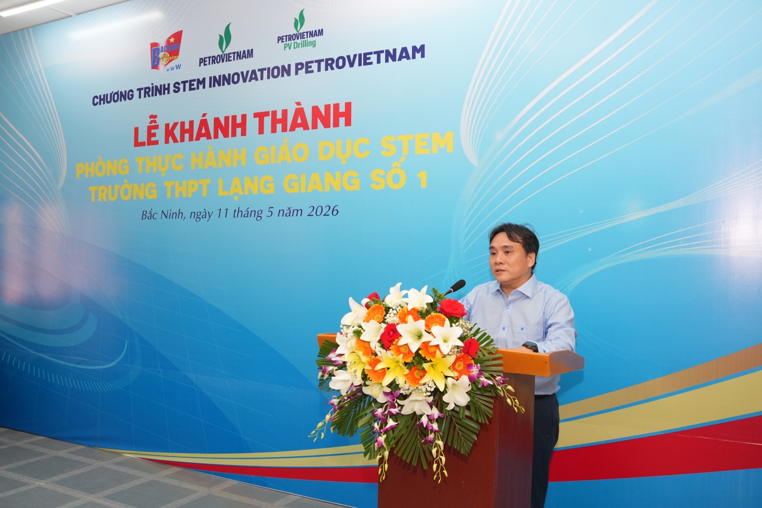 Ông Nguyễn Xuân Cường - Tổng Giám đốc PV Drilling kỳ vọng, phòng STEM sẽ trở thành không gian học tập sáng tạo, góp phần tạo thêm động lực để học sinh Trường THPT Lạng Giang số 1 đẩy mạnh nghiên cứu khoa học, đóng góp cho sự phát triển của quê hương và đất nước.
