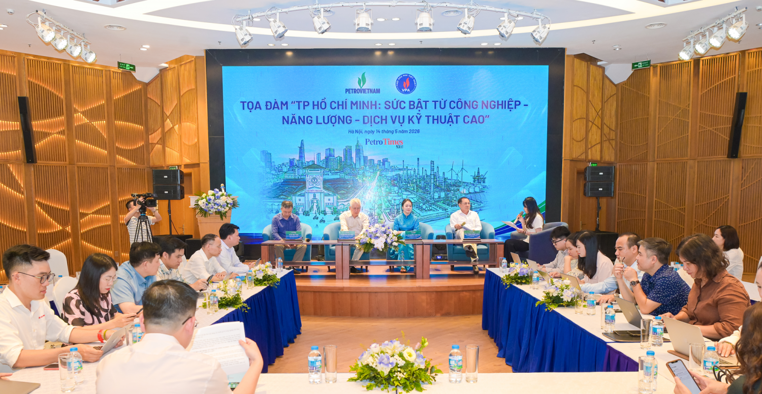 Tọa đàm thu hút sự quan tâm của đông đảo nhà báo, phóng viên đến từ các cơ quan báo chí tại Hà Nội và TP Hồ Chí Minh.