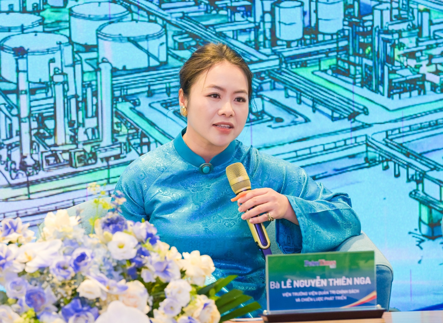 Viện trưởng Viện Quản trị Chính sách và Chiến lược Phát triển Lê Nguyễn Thiên Nga.