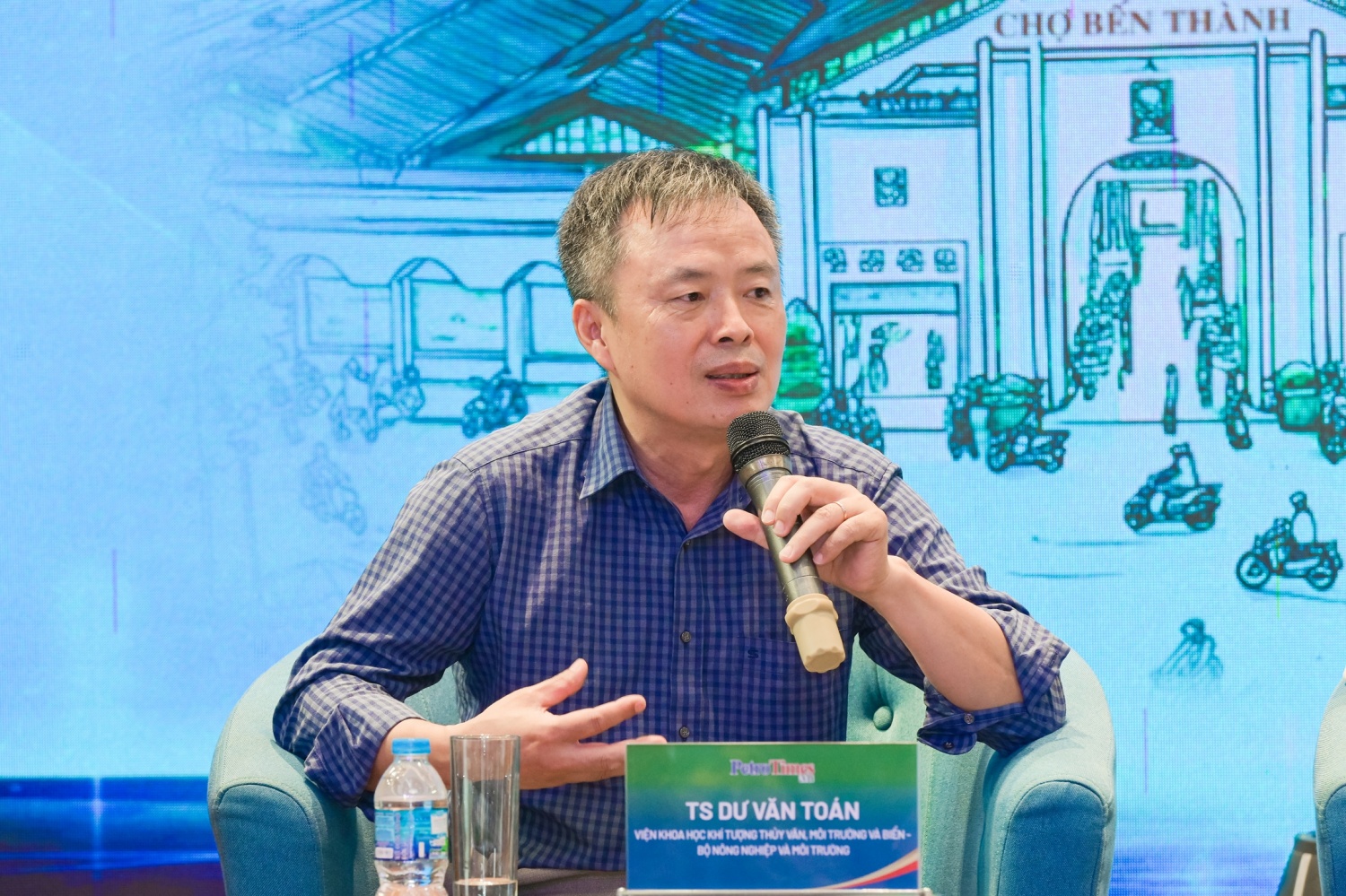 TS Dư Văn Toán - Chuyên gia về môi trường, biển và hải đảo.