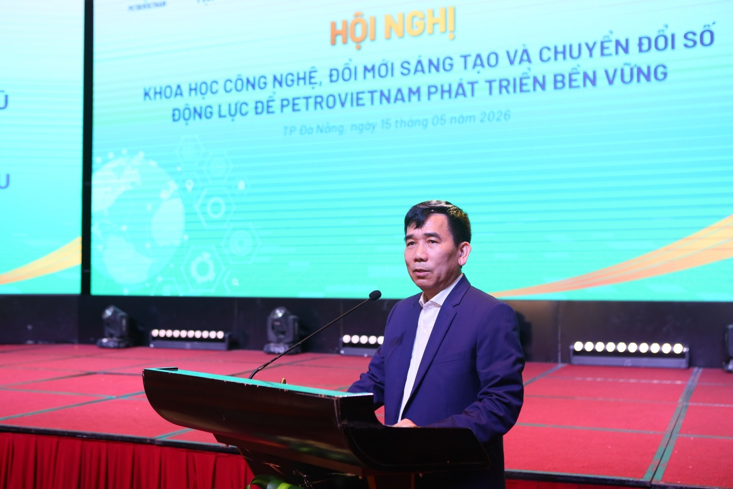 TS Lê Xuân Huyên, Phó Tổng Giám đốc phụ trách Ban Điều hành, Chủ tịch Hội đồng Khoa học và Công nghệ Petrovietnam: Khoa học công nghệ, đổi mới sáng tạo và chuyển đổi số phải trở thành nền tảng chiến lược, tạo động lực phát triển cho Tập đoàn.