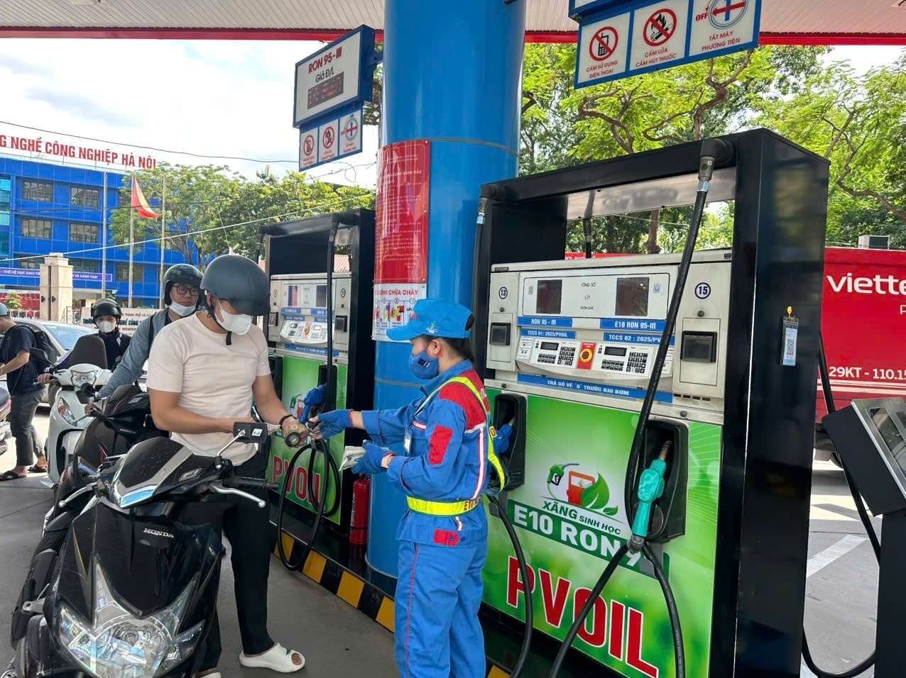 Petrovietnam sở hữu chuỗi giá trị hoàn chỉnh từ khai thác, chế biến đến phân phối, góp phần bảo đảm nguồn cung năng lượng cho sản xuất và tiêu dùng.
