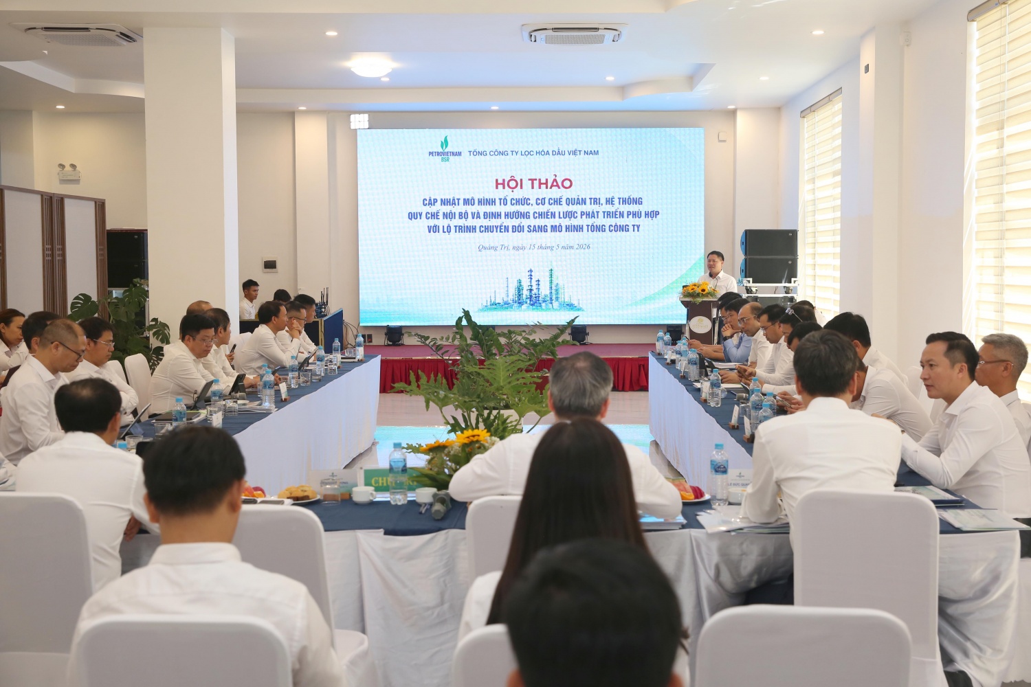 Chủ tịch HĐQT BSR Bùi Ngọc Dương phát biểu tại hội thảo.