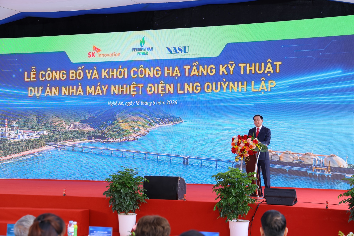 Đồng chí Võ Trọng Hải, Phó Bí thư Tỉnh ủy, Chủ tịch UBND tỉnh Nghệ An nhấn mạnh dự án LNG Quỳnh Lập được kỳ vọng sẽ trở thành một động lực tăng trưởng mới cho cả tỉnh Nghệ An và khu vực Bắc Trung Bộ.