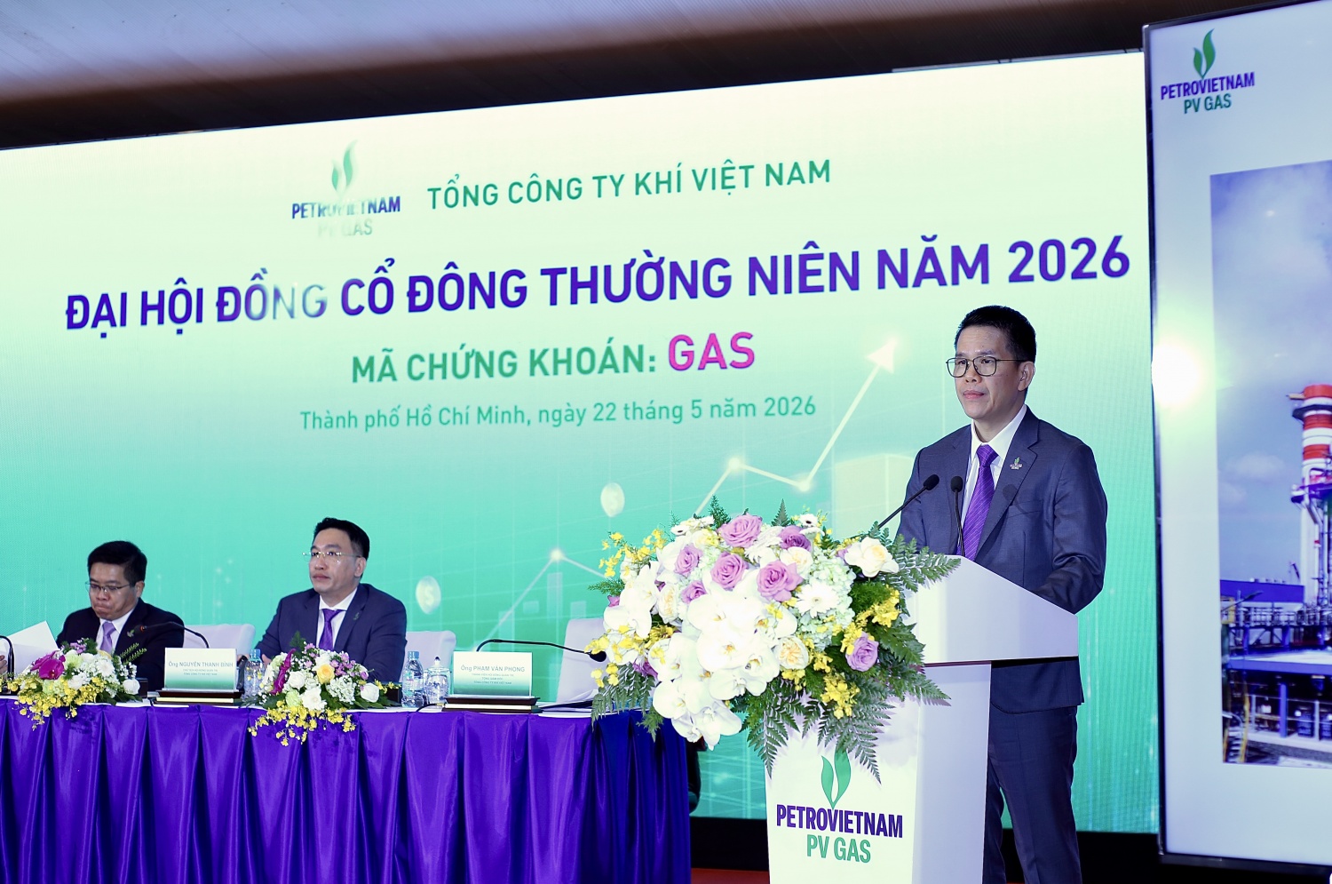Tổng Giám đốc PV GAS Phạm Văn Phong báo cáo tại Đại hội