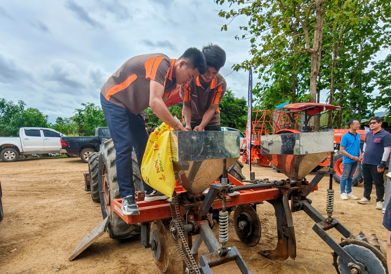 Sự kết hợp giữa giải pháp dinh dưỡng, kỹ thuật canh tác và cơ giới hóa đã mang đến cho bà con cách tiếp cận toàn diện hơn trong sản xuất mía.