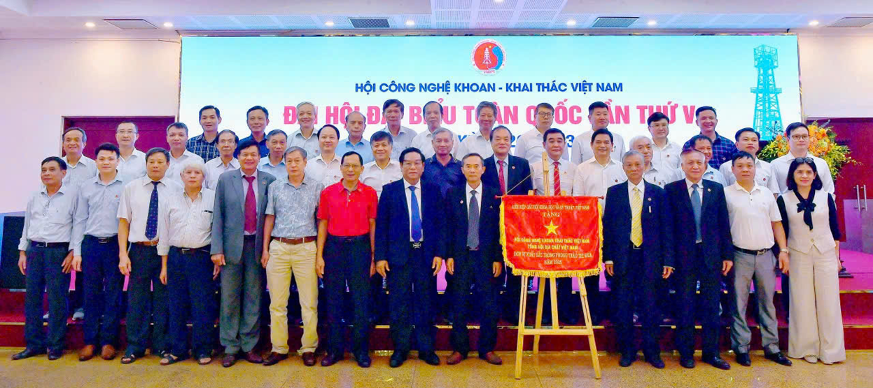 Ban Chấp hành Hội Công nghệ Khoan – Khai thác Việt Nam khóa V, nhiệm kỳ 2026 - 2031 ra mắt tại Đại hội