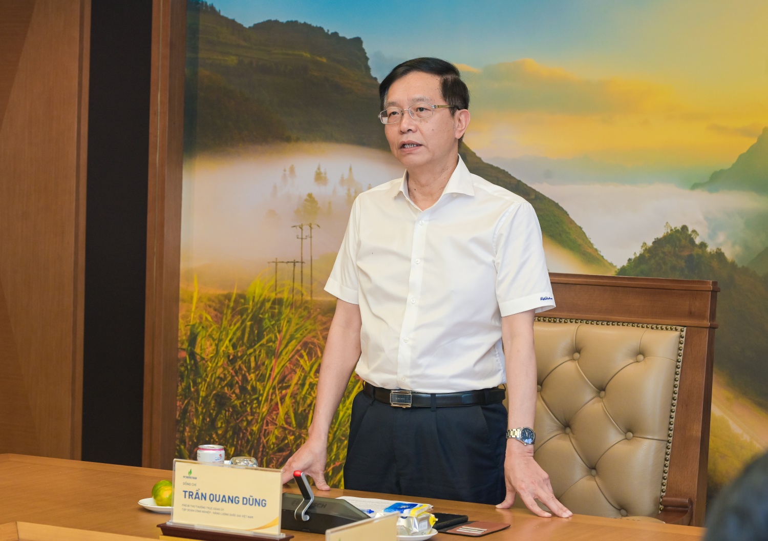 Đồng chí Trần Quang Dũng - Phó Bí thư Thường trực Đảng ủy Petrovietnam: Các phòng STEM cần trở thành “hạt nhân” để lan tỏa hoạt động thực hành STEM trong nhà trường, hỗ trợ nâng cao nhận thức, kỹ năng công nghệ cho học sinh và giáo viên.