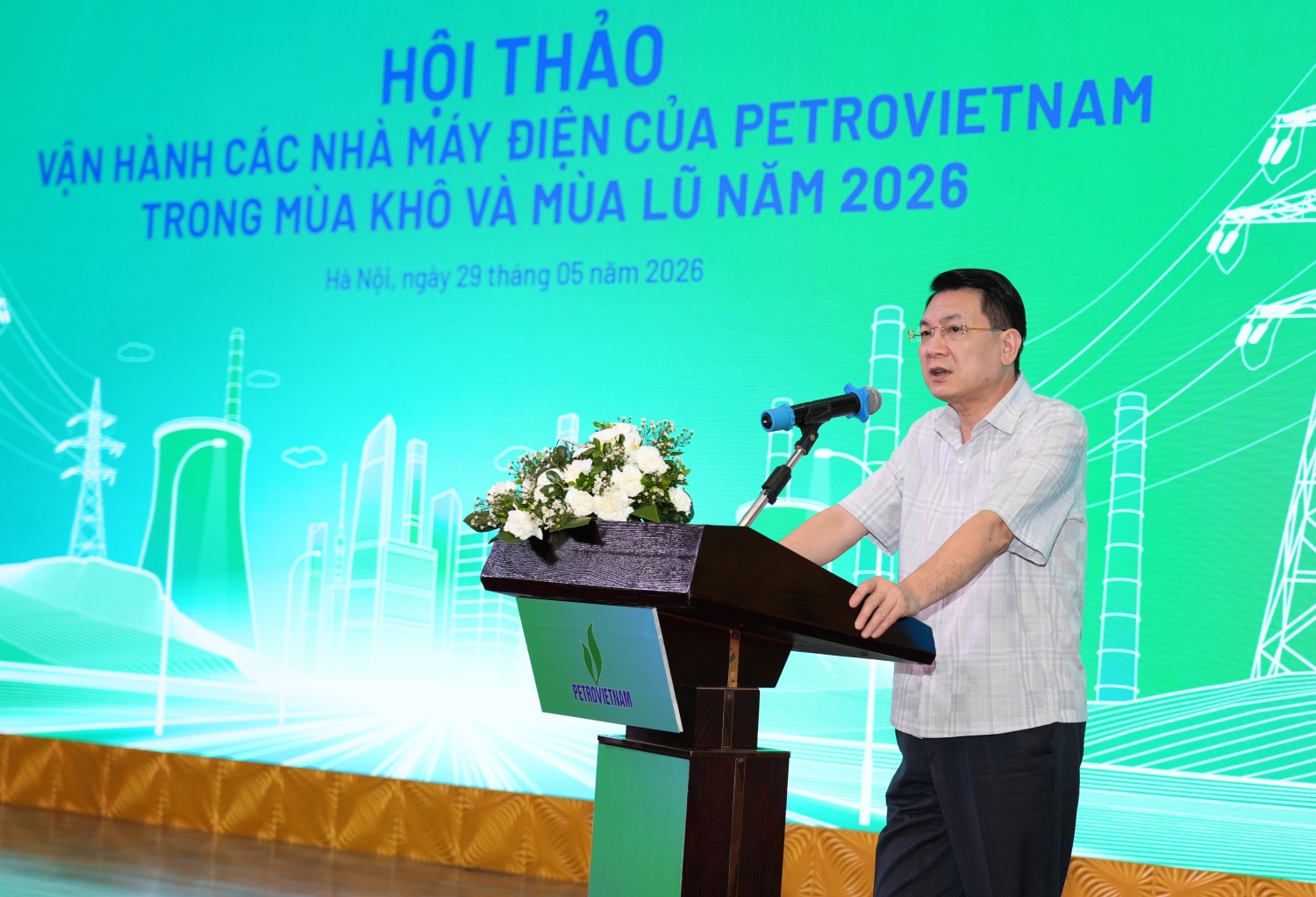 Ông Phạm Tuấn Anh - Thành viên Hội đồng Thành viên Petrovietnam phát biểu khai mạc hội thảo.