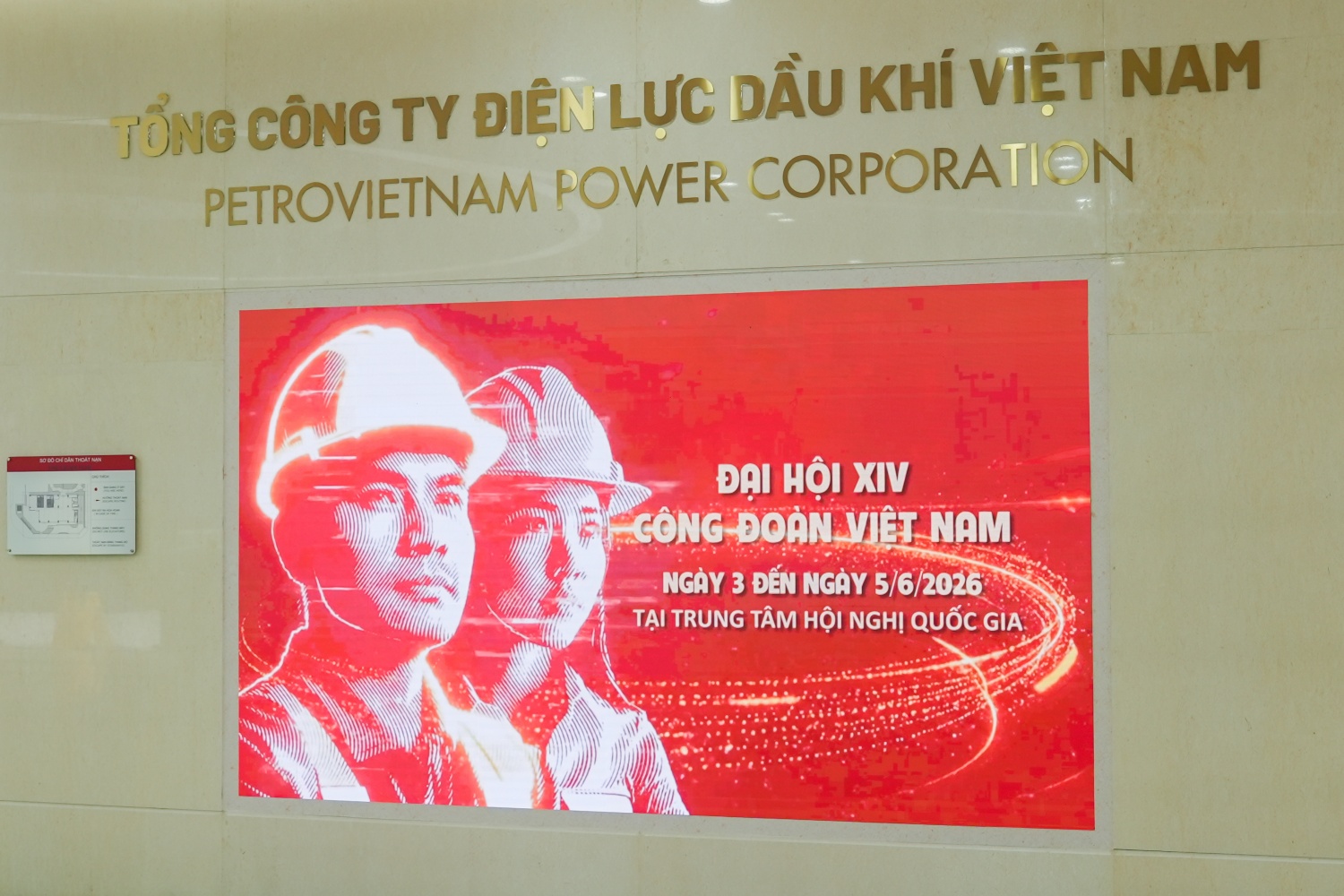 Bảng LED chào mừng Đại hội tại trụ sở Tổng công ty Điện lực Dầu khí Việt Nam (PV Power).
