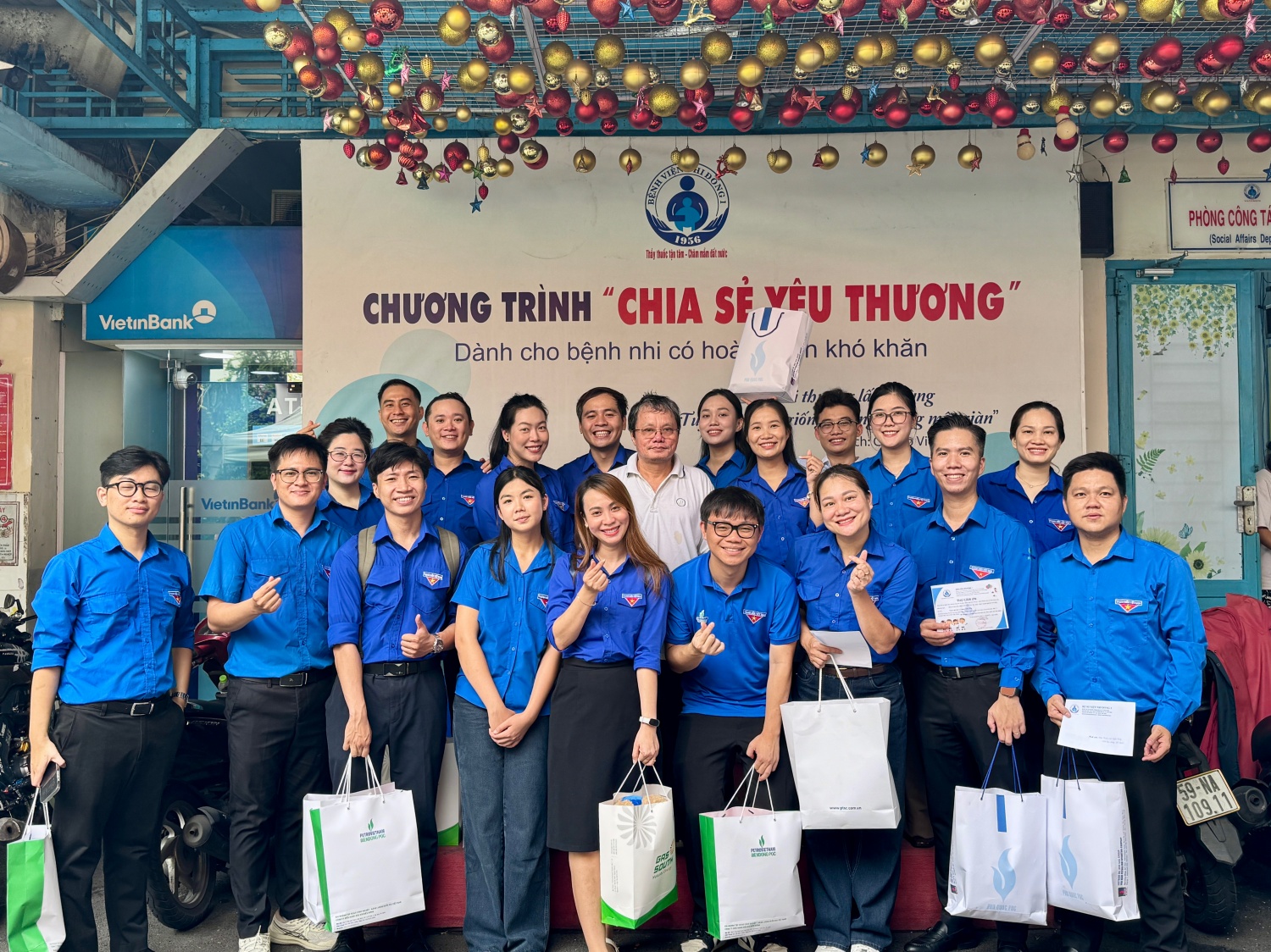 Từ các hoạt động tình nguyện của đoàn viên thanh niên đến các chương trình an sinh xã hội trong toàn Tập đoàn, văn hóa Petrovietnam được lan tỏa bằng những hành động cụ thể, bền bỉ và giàu tính nhân văn.