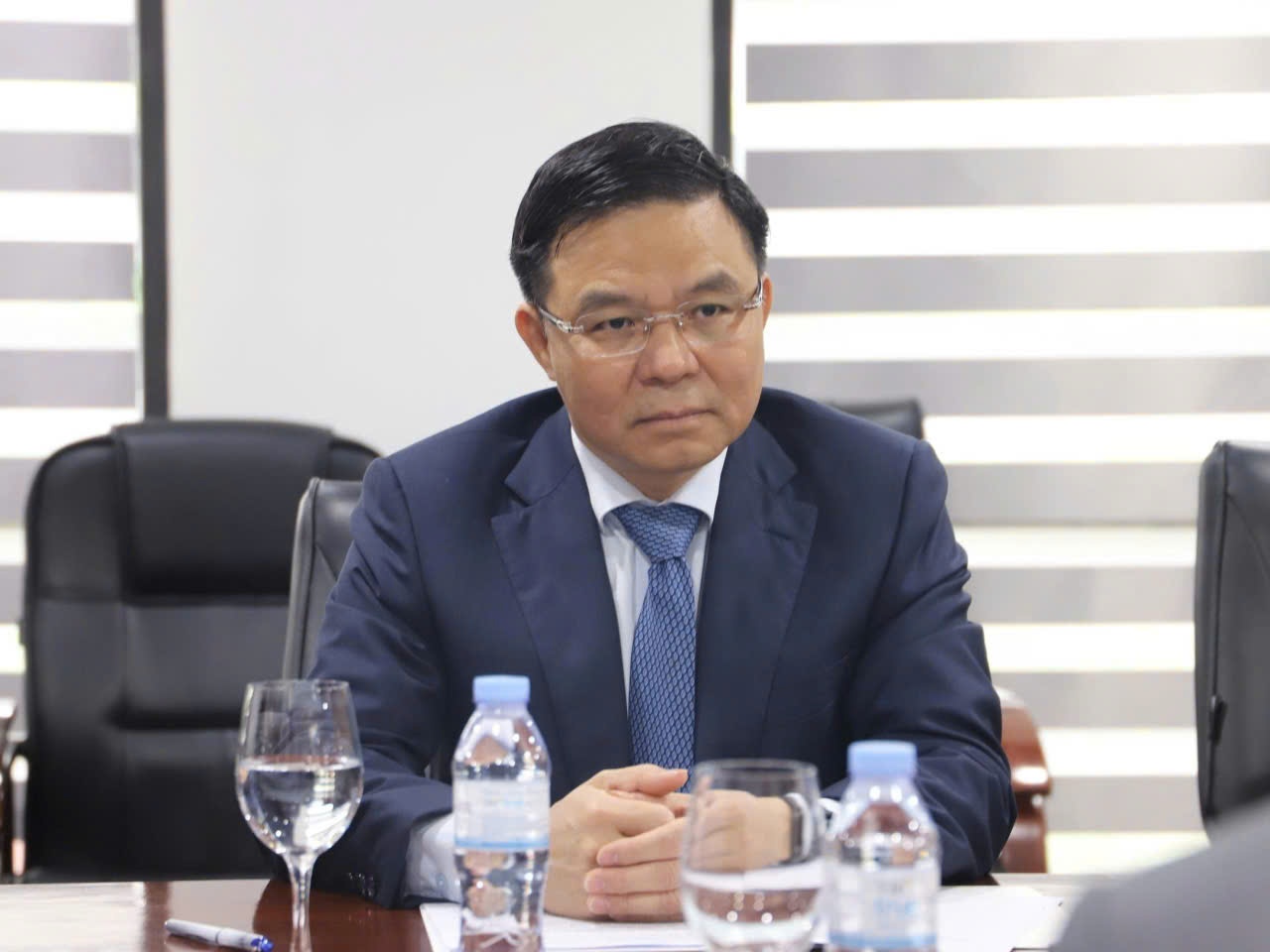 Bộ trưởng Bộ Công Thương Lê Mạnh Hùng phát biểu tại buổi làm việc.