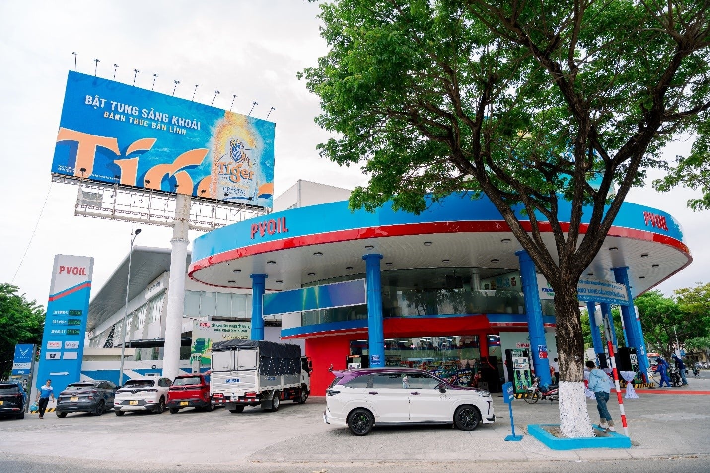 CHXD Nguyễn Hữu Thọ là khởi đầu trong lộ trình chuẩn hóa và nâng cấp hình ảnh hệ thống bán lẻ theo định hướng phát triển thương hiệu PVOIL trong giai đoạn mới.