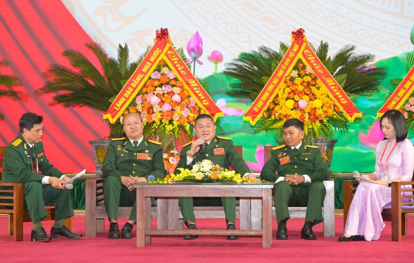 Hội CCB Petrovietnam chia sẻ kinh nghiệm trong hoạt động khoa học công nghệ, sáng kiến, sáng chế hợp lý hóa sản xuất tại chương trình “Mãi mãi xứng danh Bộ đội Cụ Hồ”.