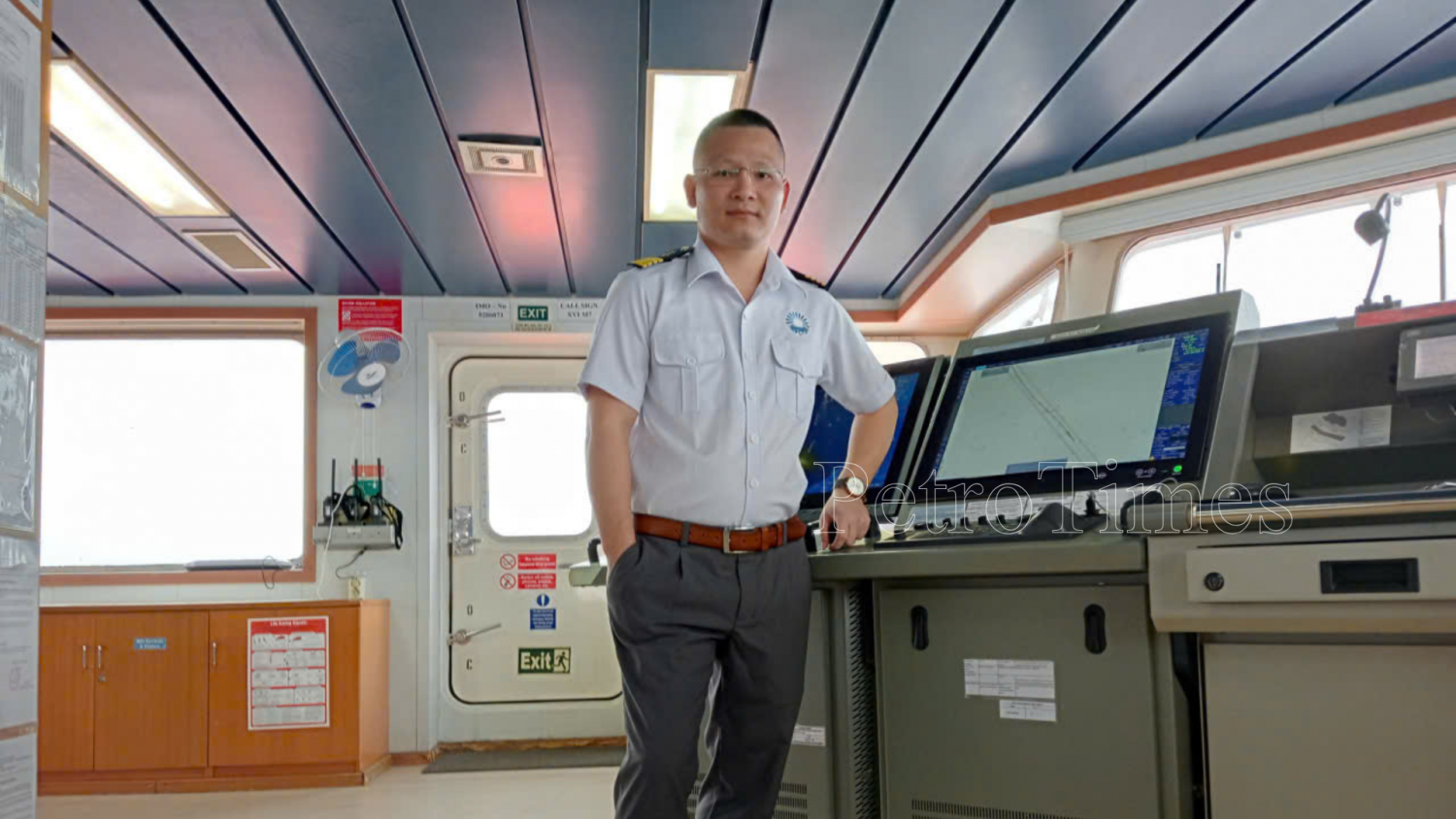 Anh Trần Văn Phú khi còn là thuyền trưởng.