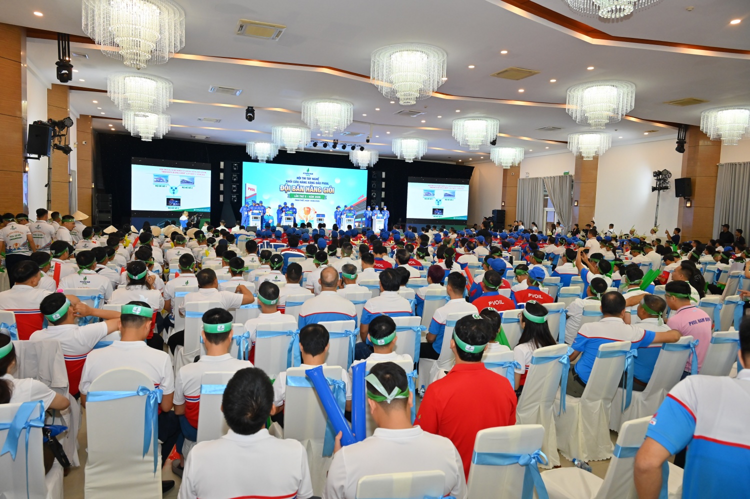Đông đảo người lao động tham gia Hội thi tay nghề PVOIL