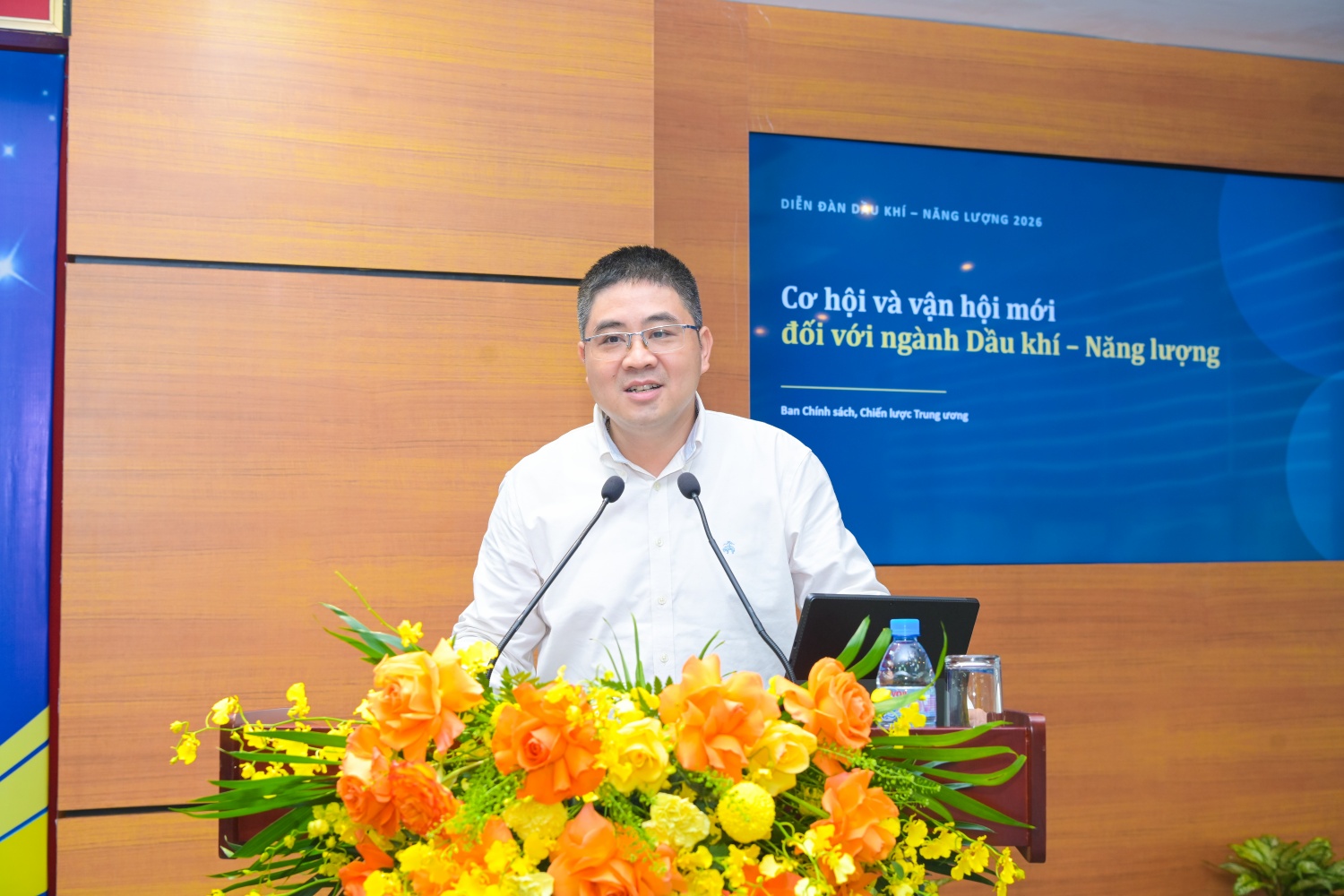 Ông Trịnh Quốc Tuy - Chuyên viên cao cấp Ban Chính sách, Chiến lược Trung ương: Petrovietnam cần tập trung giải quyết đồng thời 6 vấn đề chiến lược.