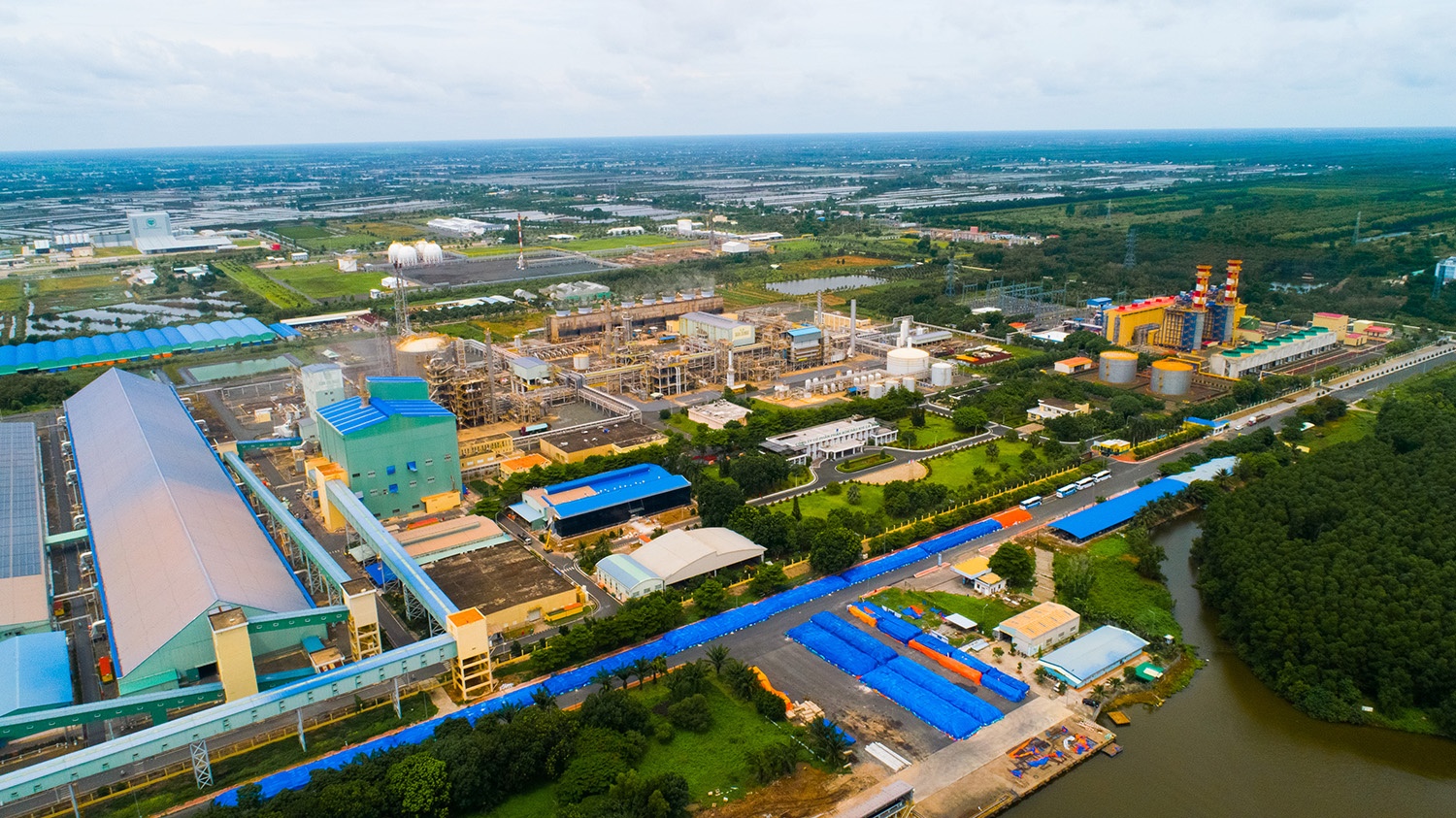 Cụm Khí - Điện - Đạm Cà Mau