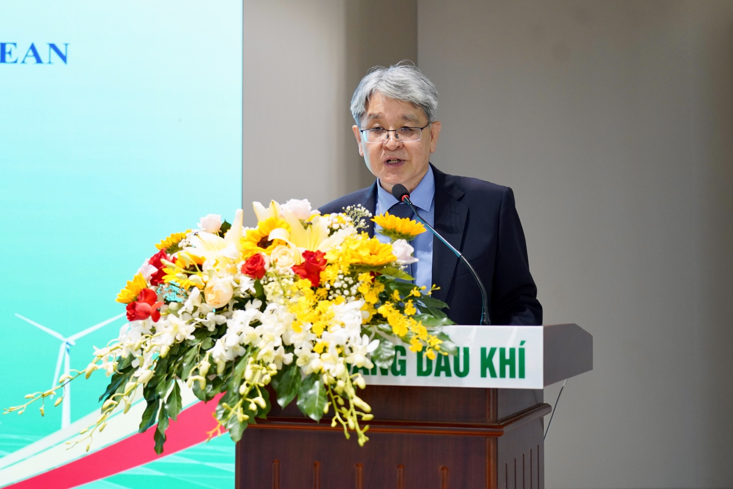 TS Dong-Wook Jerng, Hiệu trưởng KINGS, khẳng định việc hợp tác đào tạo nguồn nhân lực chính là nền tảng cho mối quan hệ chiến lược bền vững giữa Việt Nam và Hàn Quốc.
