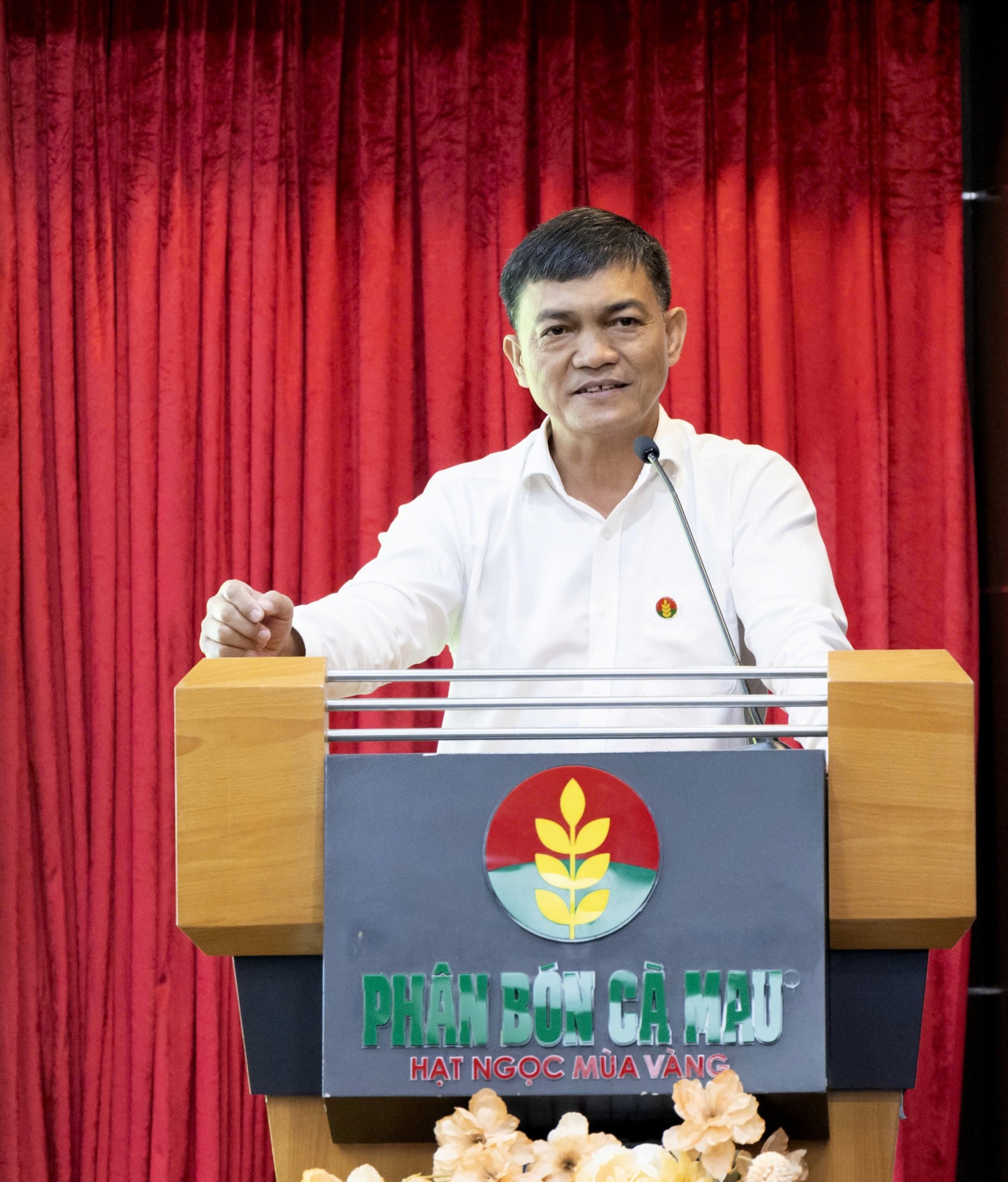 Ông Văn Tiến Thanh đề nghị các cán bộ được bổ nhiệm tiếp tục phát huy năng lực, kinh nghiệm và tinh thần đổi mới.