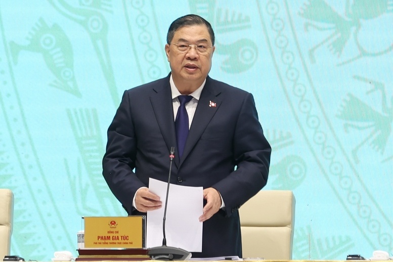 Phó Thủ tướng Thường trực Phạm Gia Túc điều hành nội dung kiến nghị của doanh nghiệp tại Hội nghị- Ảnh: VGP/Nhật Bắc