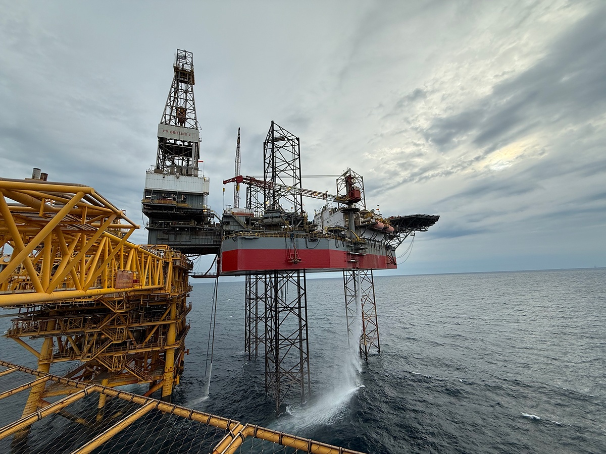 Giàn tự nâng PV DRILLING I đang khoan ở Sư Tử Trắng