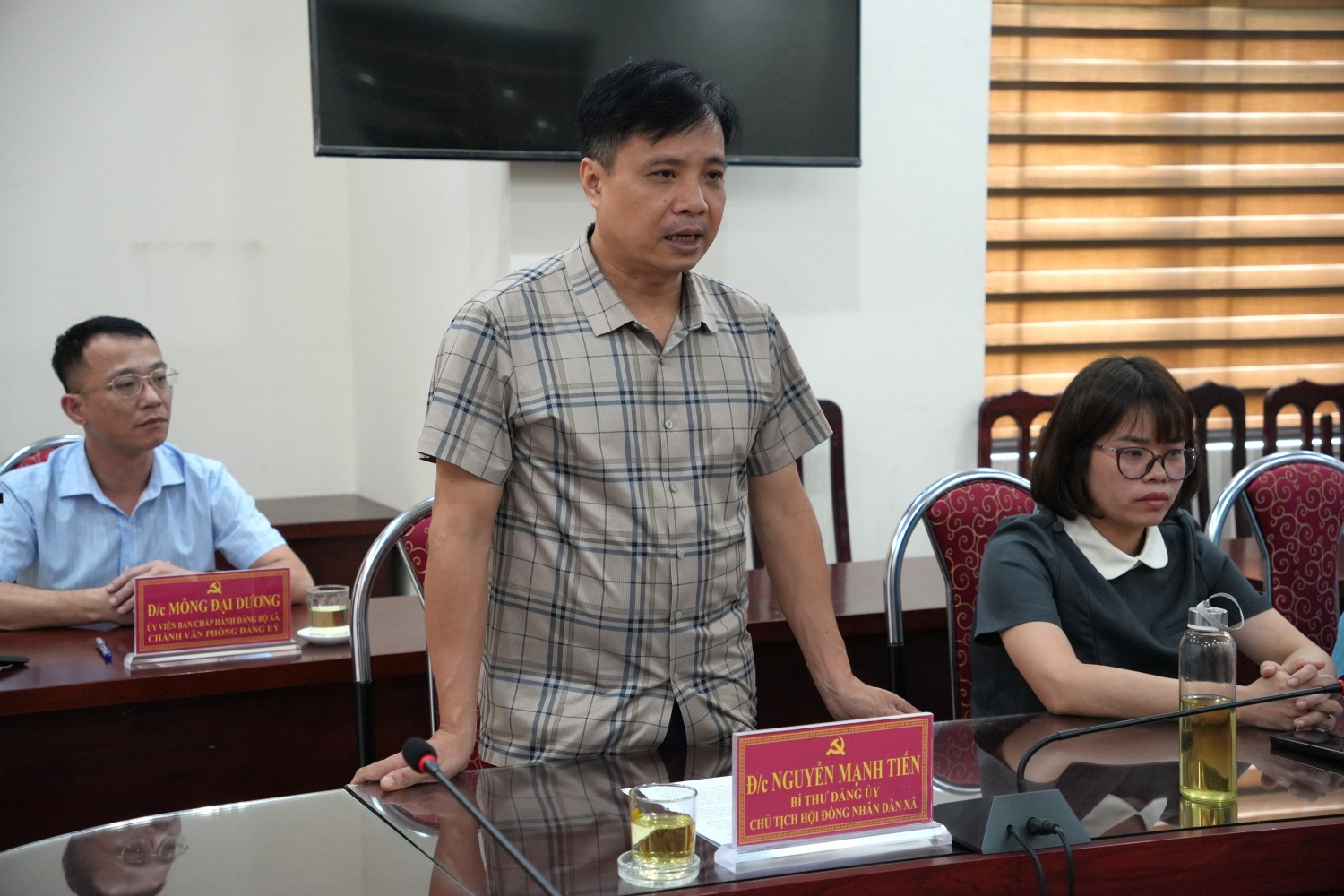 Đồng chí Nguyễn Mạnh Tiến, Bí thư Đảng ủy, Chủ tịch HĐND xã Tân Long bày tỏ sự cảm ơn sâu sắc trước sự quan tâm, đồng hành của Petrovietnam trong công tác an sinh xã hội.