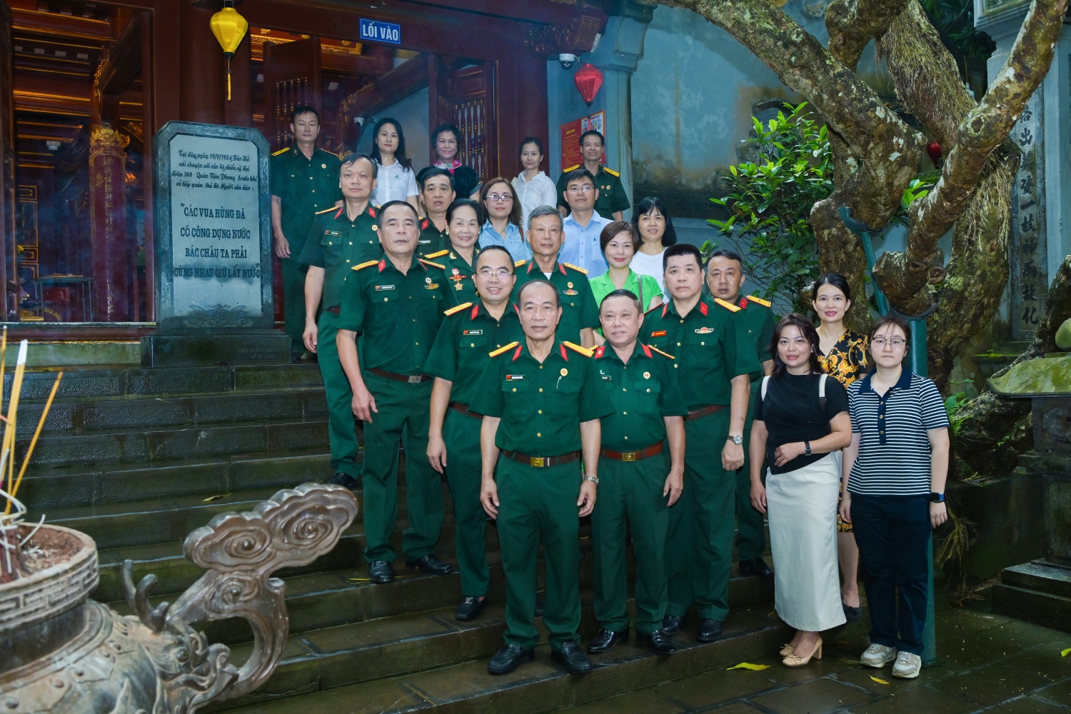 Chuyến dâng hương tại Đền Hùng là hoạt động đầy ý nghĩa trong chuỗi chương trình 