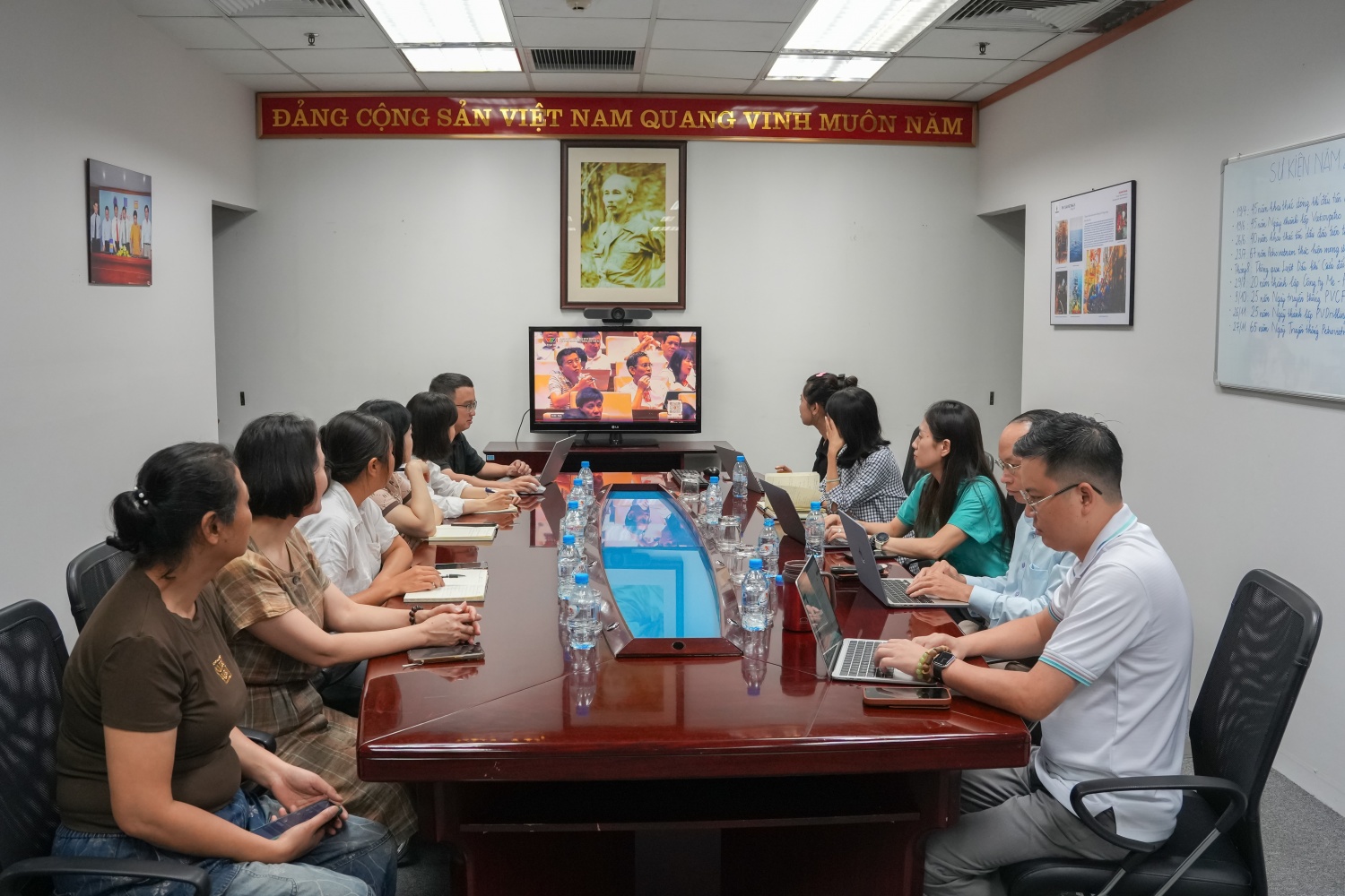 Điểm cầu Tạp chí Năng lượng Mới - PetroTimes.