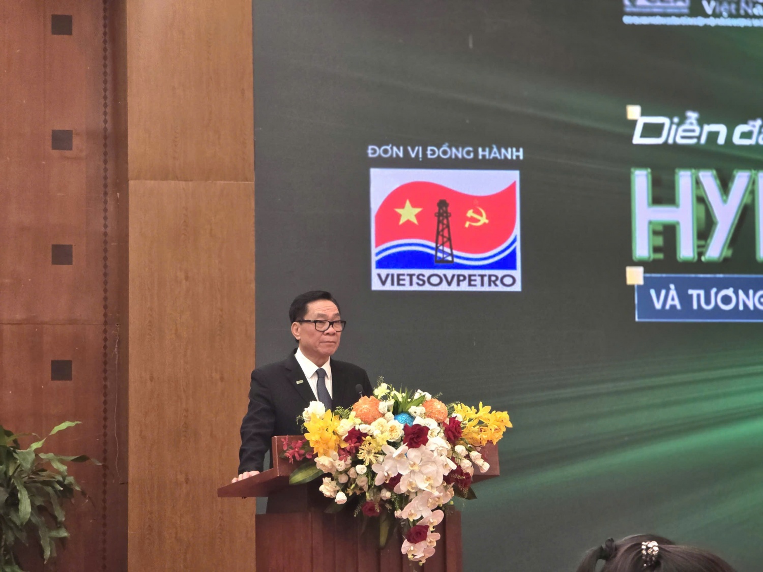 TS. Mai Duy Thiện, Chủ tịch VCEA, Tổng Biên tập Tạp chí Năng lượng sạch Việt Nam: Hydrogen xanh được xem là một trong những giải pháp chiến lược của quá trình chuyển dịch năng lượng toàn cầu.