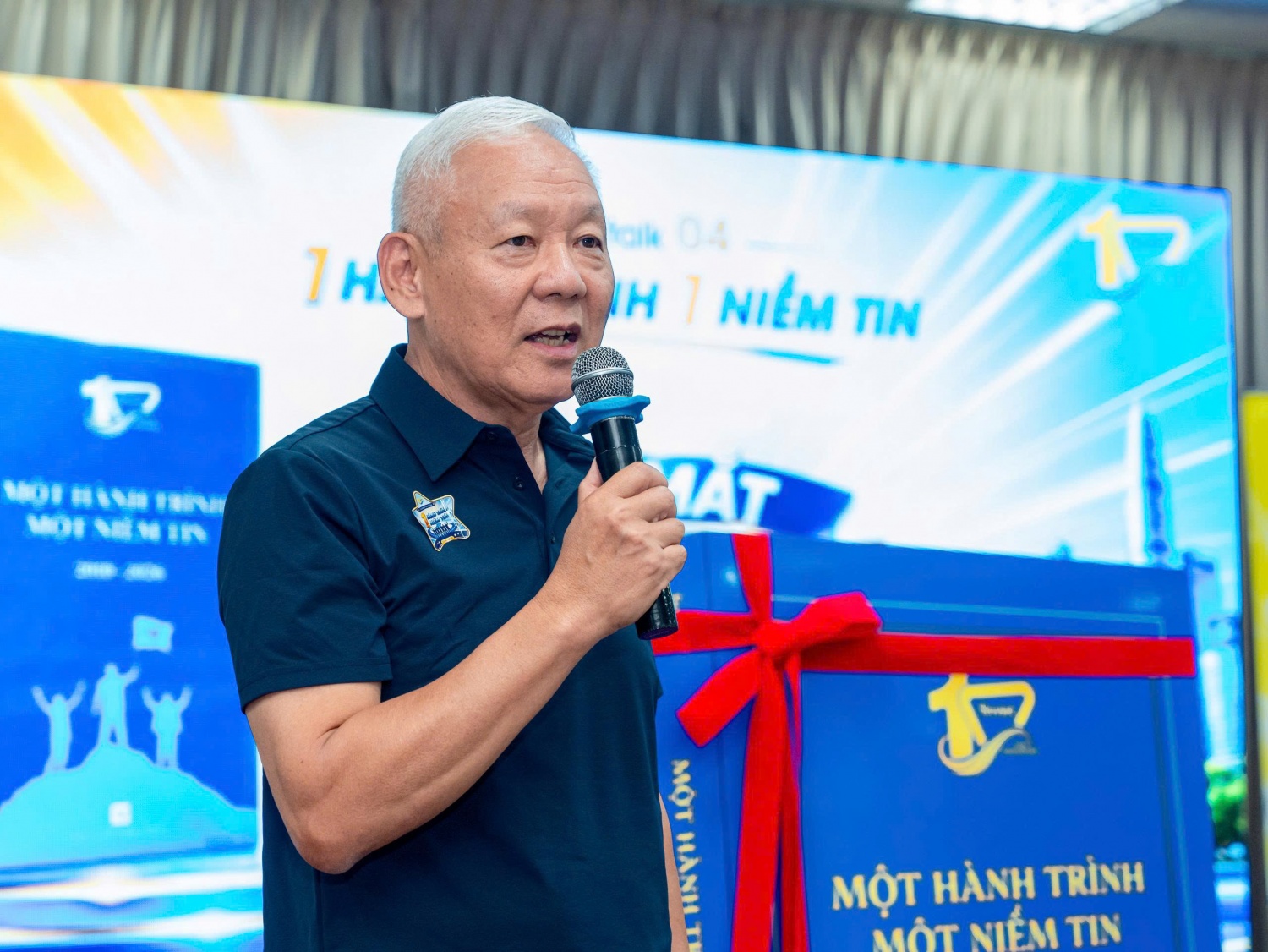 TS Trần Văn - giảng viên Khoa Quan hệ công chúng và Truyền thông, Trường Đại học Kinh tế - Tài chính TP Hồ Chí Minh, nguyên Đại biểu Quốc hội khóa XII, XIII.